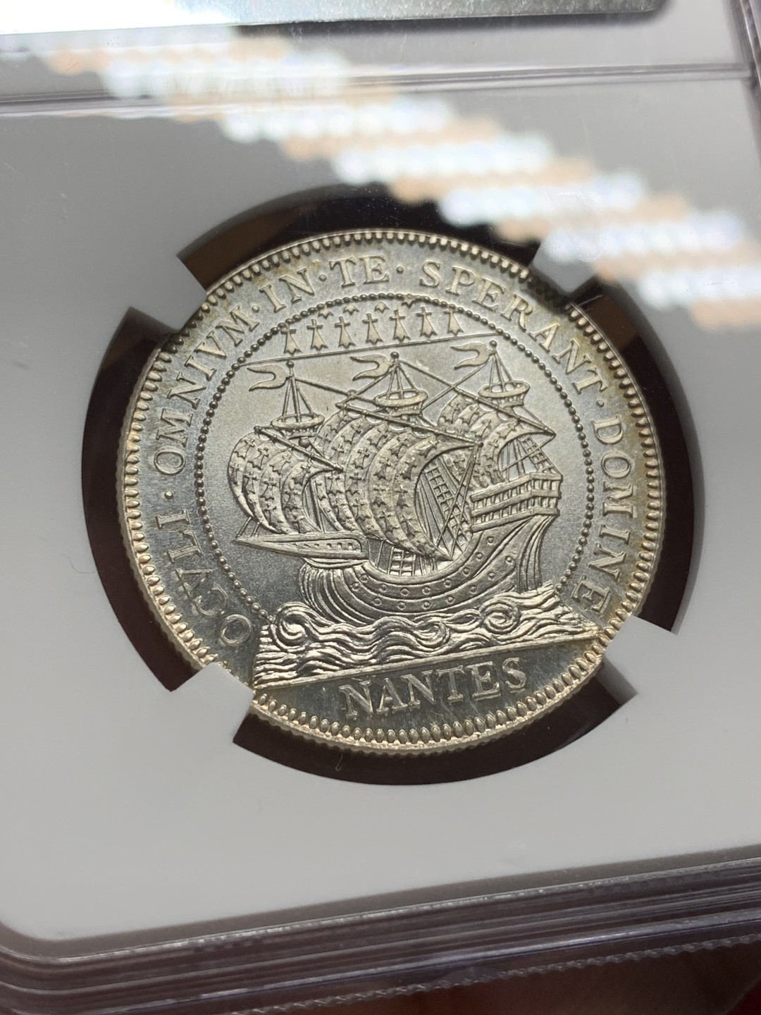 《竞宝斋》第96场-本周日，周一，周四，3场连拍（全场不限金额包邮） NGC-MS66 法国十九世纪 南特大帆船 JETON银制代用币 顶级品相 粉光非常漂亮
