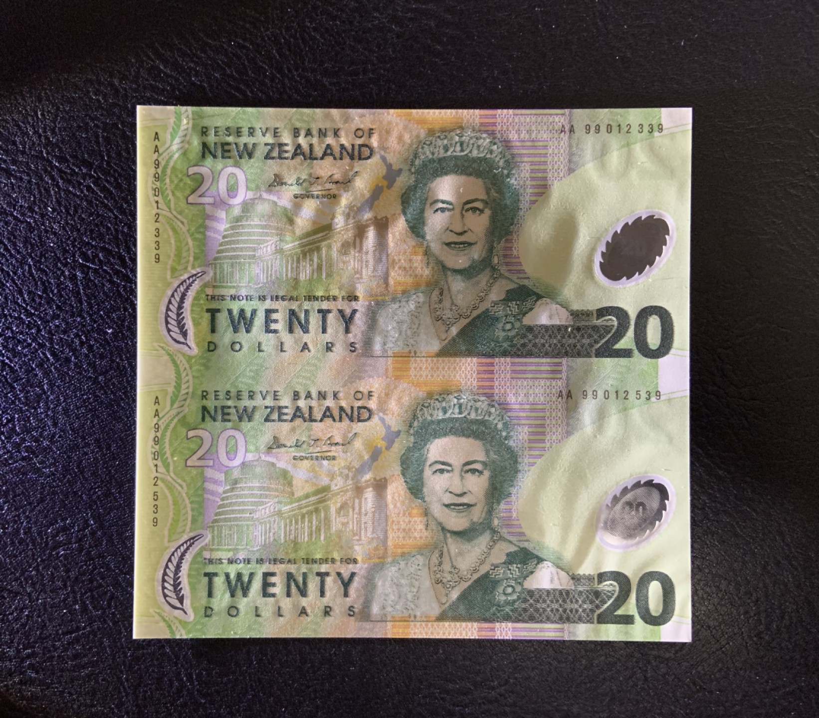 收藏联盟Quantum Auction 第193期拍卖(已更新) 新西兰1999年20元连体钞 品相全新UNC 塑料钞 配原装册