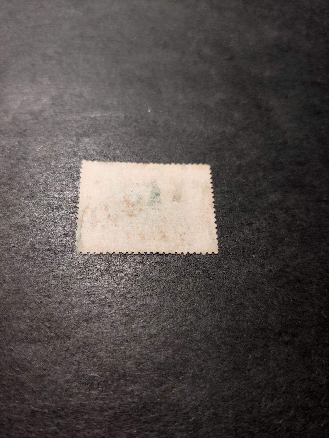 洪涛臻品 精选邮票限时拍卖第三十四期 大清宣统皇帝登基邮票，2分，终生保真！（图3仅供参考）。品相自定。百年古董，放心入手保真清代文物邮票的机会！