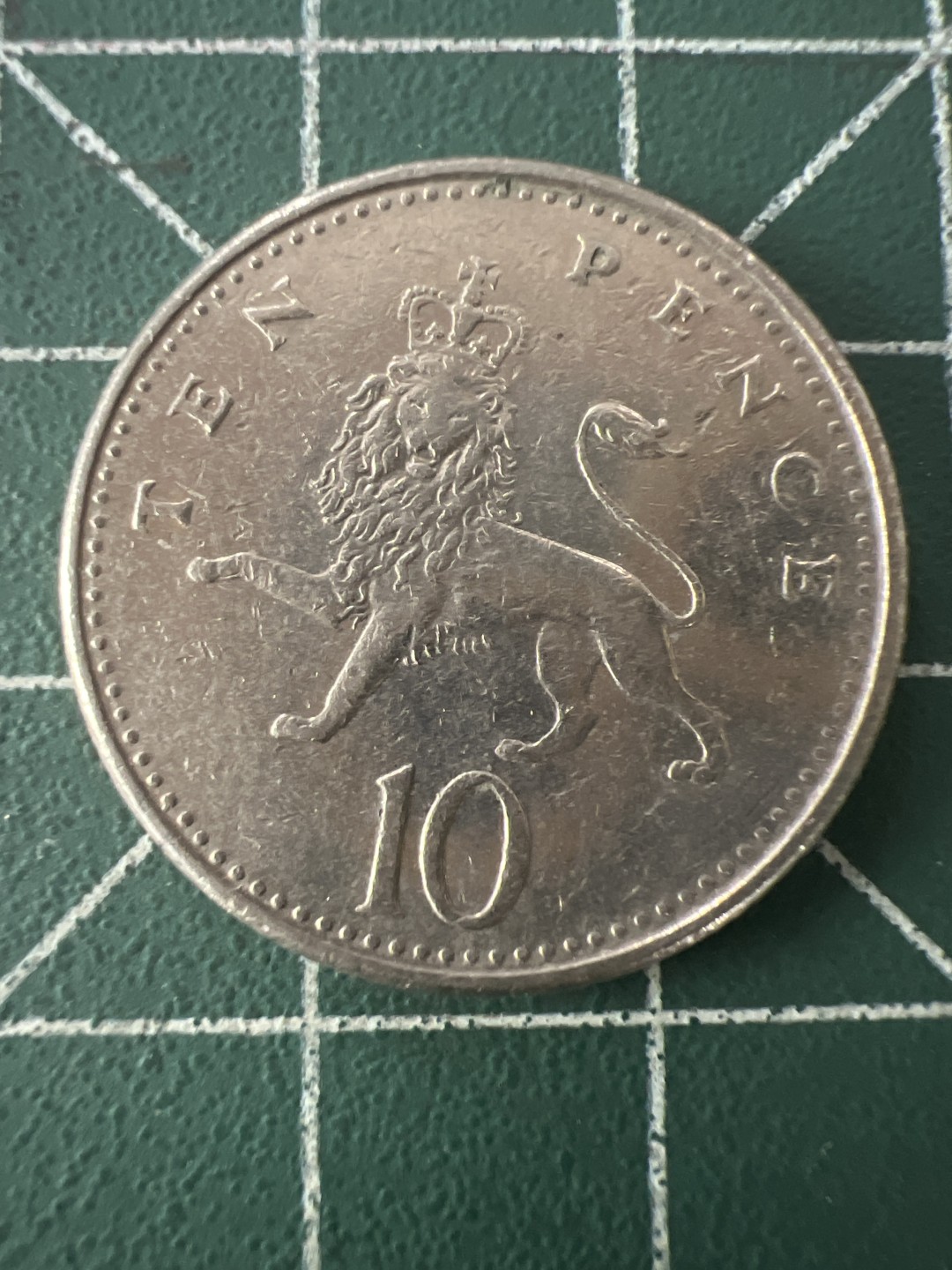 泡泡堂第九十四期  世界硬币专场（无押金，无佣金，捡漏，全场20包邮，偏远地区除外） 英国高冠十便士