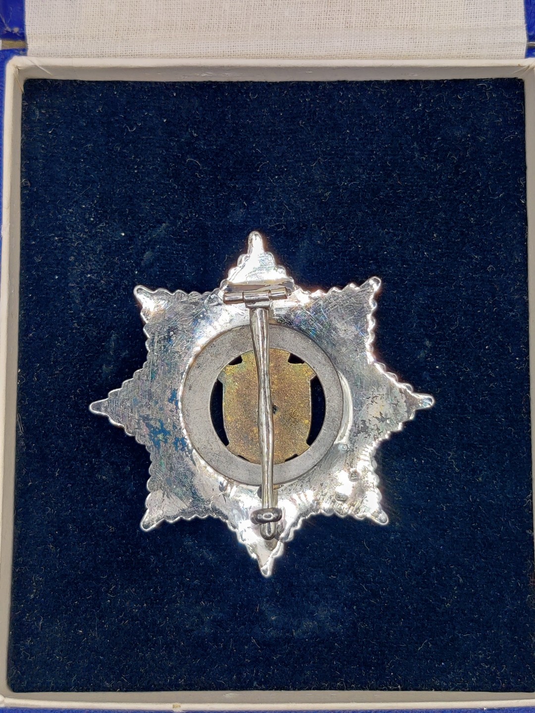 第二期 全场0元起拍 咸鱼国勋章拍卖专场 22年9月25日（周日）开始 南斯拉夫三级军事功勋勋章 带盒 银制带标