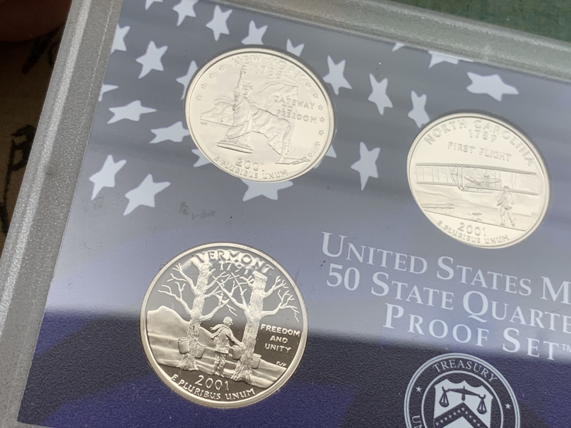 《竞宝斋》第97场-本周四 （满2件或者满200包顺丰） PROOF封装美国2001-S年 两版共十枚装 精制套币 带证书 完美状态