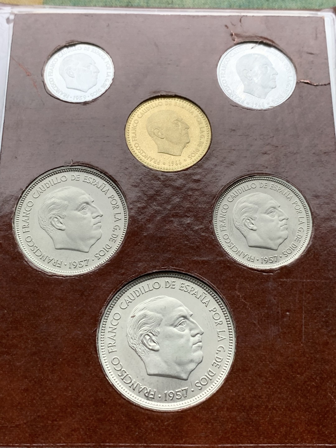 《竞宝斋》第97场-本周四 （满2件或者满200包顺丰） 造币厂原装 西班牙1972年 佛朗哥六枚套 精制套币 非常少见