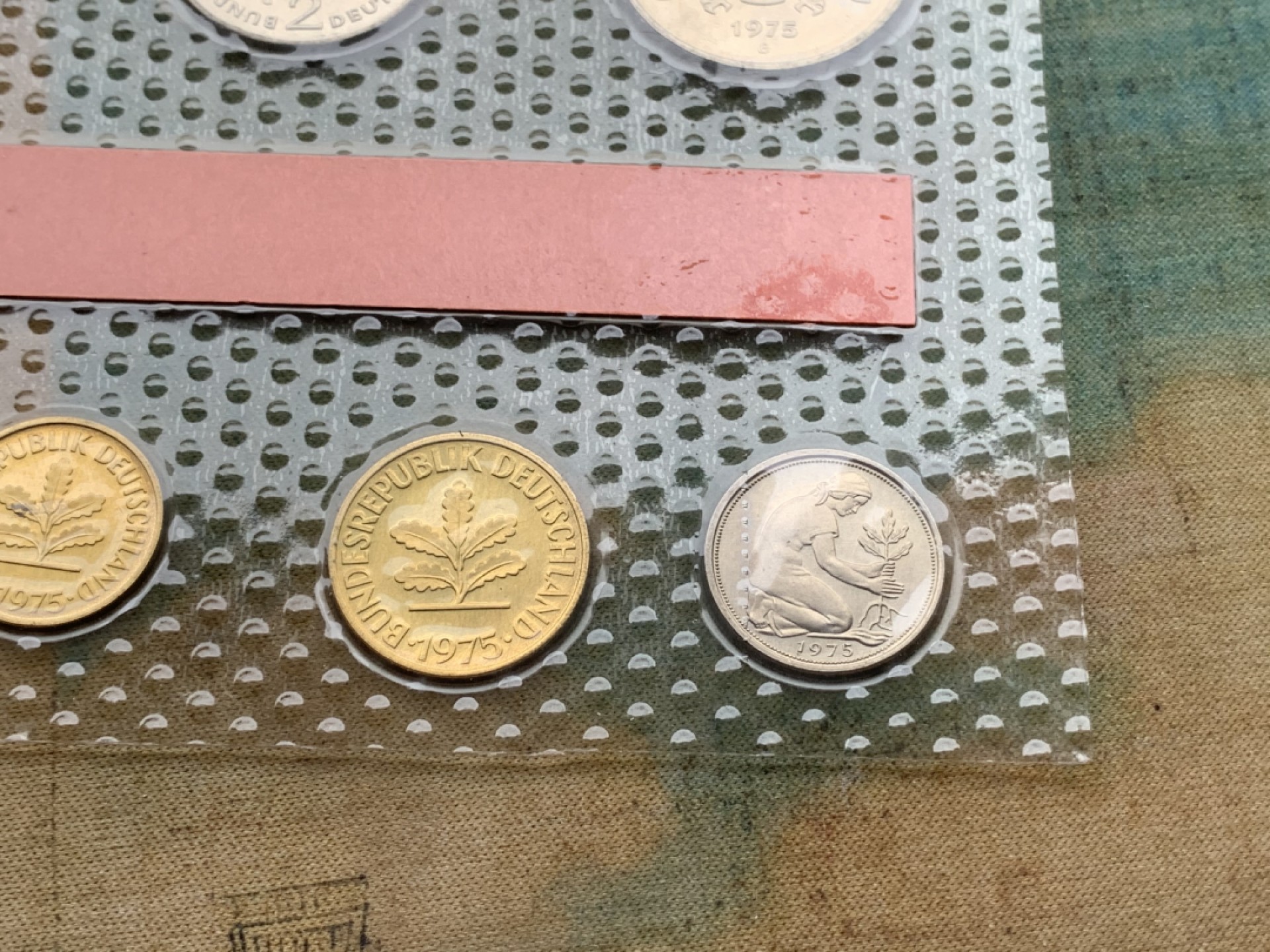 《竞宝斋》第97场-本周四 （满2件或者满200包顺丰） 封装 德国1975-G年  九枚套 1芬尼到5马克不同面值套币