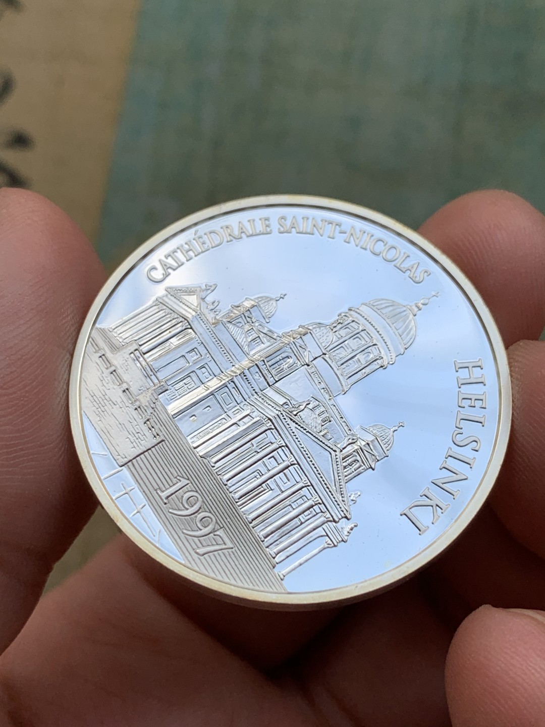 《竞宝斋》第97场-本周四 （满2件或者满200包顺丰） 原盒证书 法国1997年 赫尔辛基100法郎 精制大银币