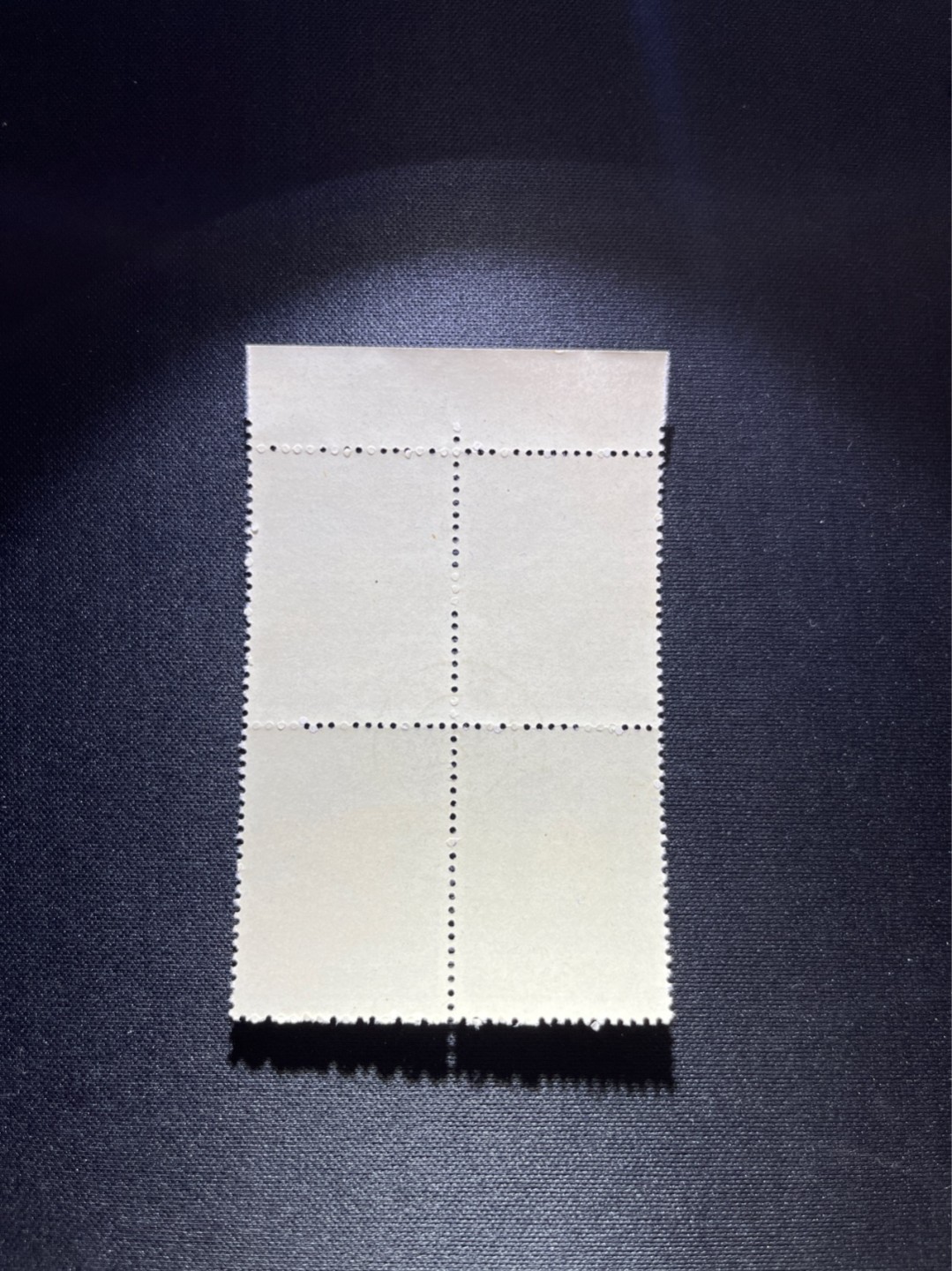 洪涛臻品 精选邮票限时拍卖第三十五期 纪92古科  8-3 盖销  厂名 数字  4方连，三俗稀缺✦中心戳，非常漂亮，随时售缺✦三俗稀缺，版撕全品嘎嘎绝。解放初的经典票，整版撕开，面艳胶白，票挺洁净，齿孔完美，收藏评级两相宜。老纪特的版票资源十分稀缺难寻，机会来临时必须抓住。