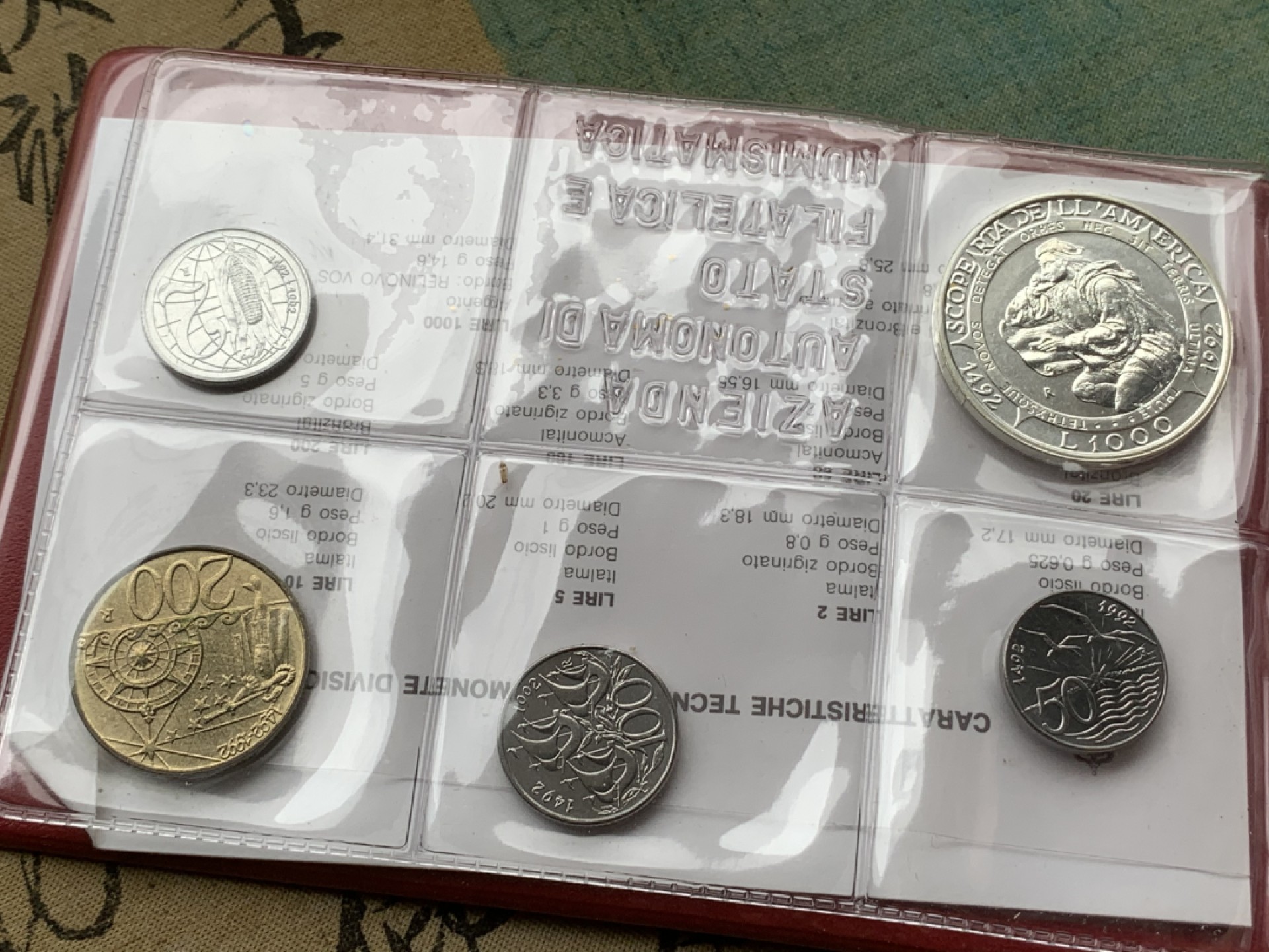 《竞宝斋》第97场-本周四 （满2件或者满200包顺丰） 钱包装 圣马力诺 1992年 10枚装 最大面值1000里拉是银币