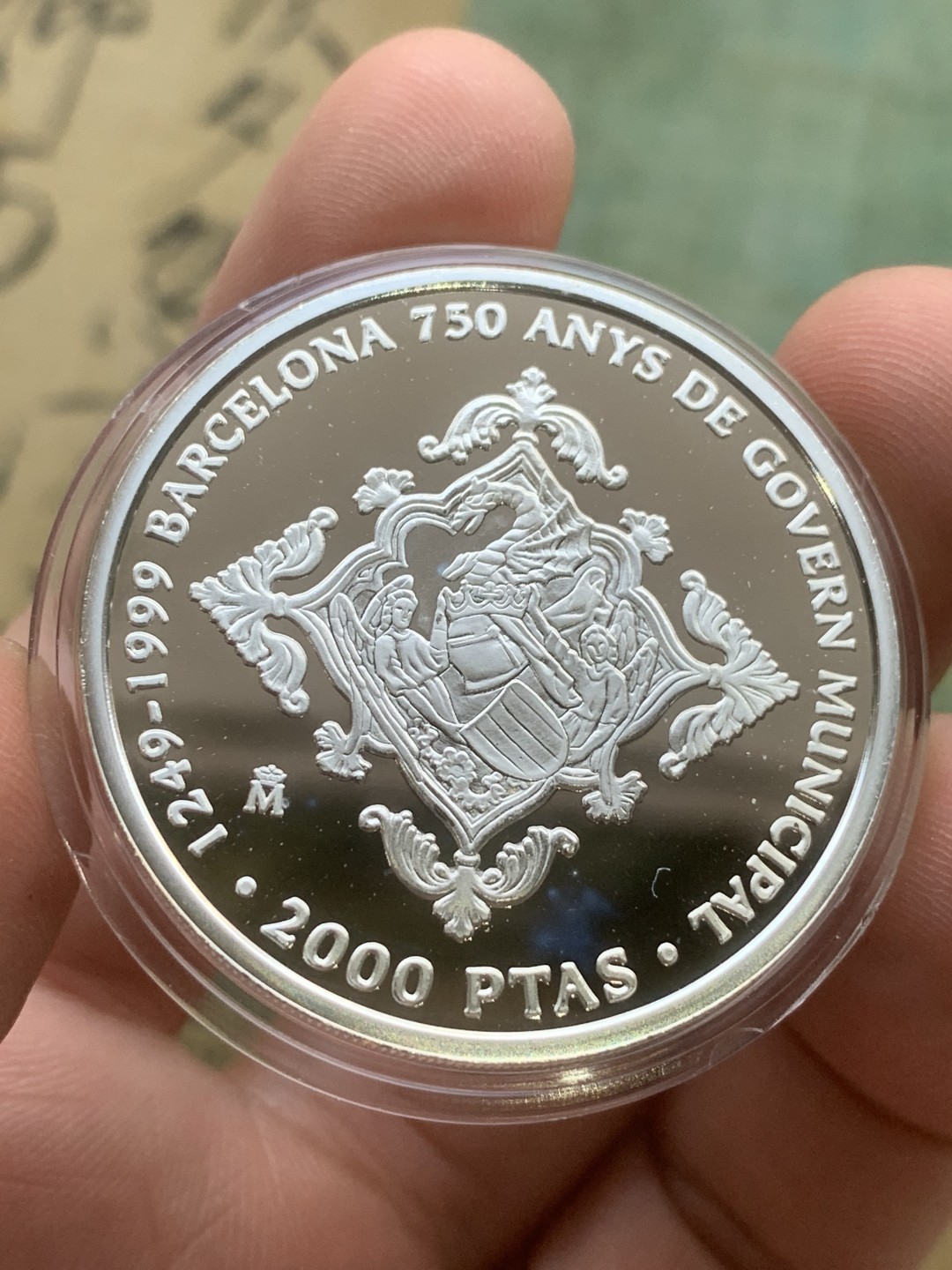 《竞宝斋》第97场-本周四 （满2件或者满200包顺丰） 原盒证书西班牙 1999年 巴塞罗那政府成立750周年纪念 2000比塞塔 精制大银币