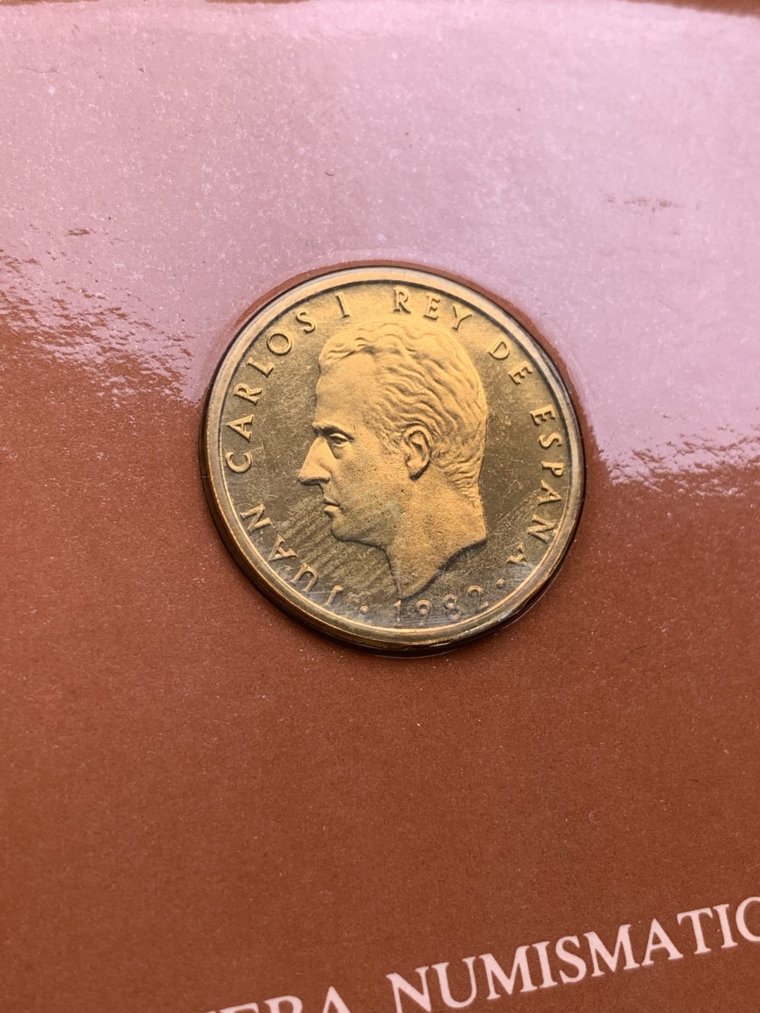 《竞宝斋》第97场-本周四 （满2件或者满200包顺丰） 官方卡装 西班牙1982年胡安卡洛斯一世100比塞塔精制PROOF 铜币 