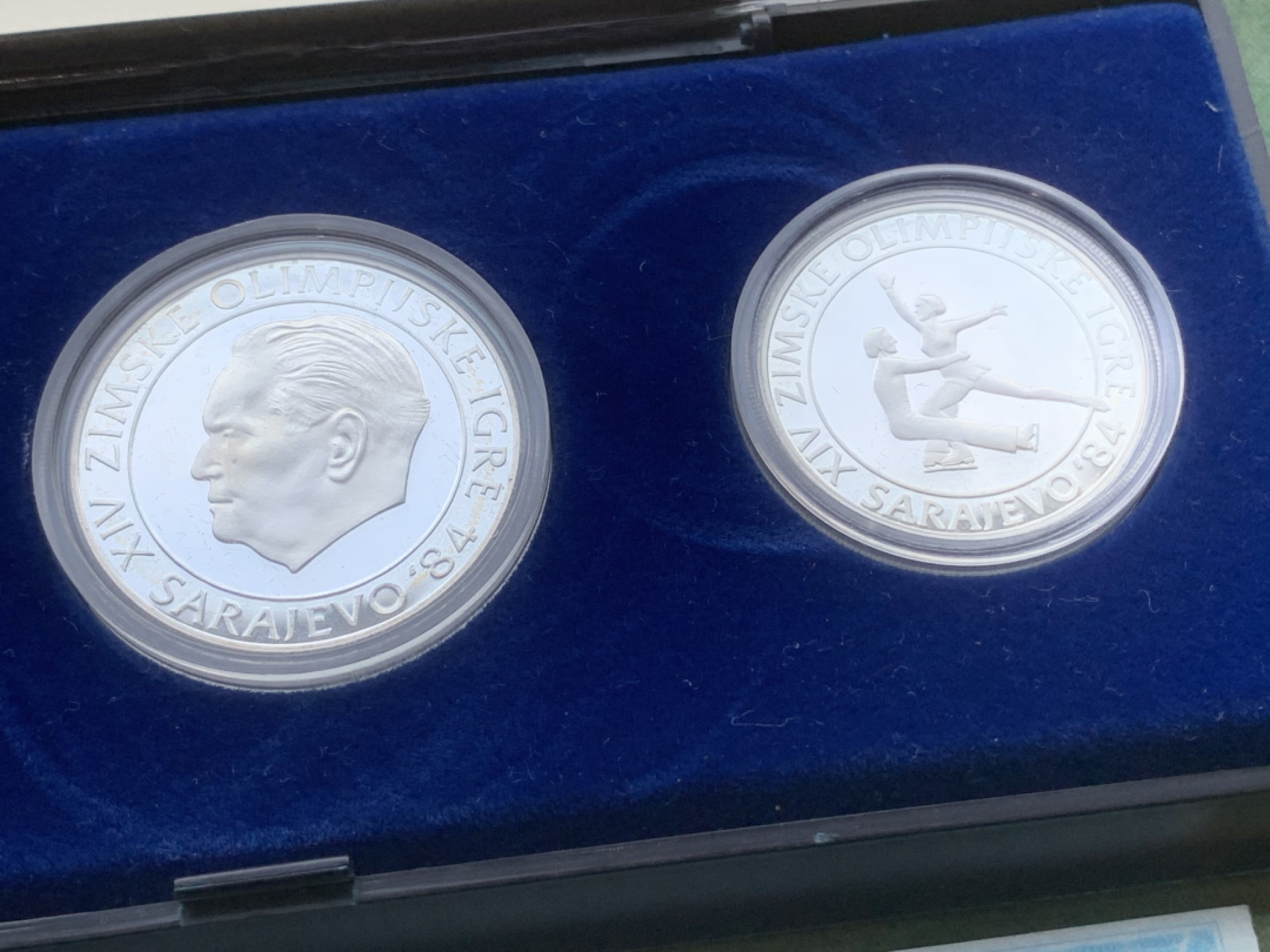 《竞宝斋》第97场-本周四 （满2件或者满200包顺丰） 原盒证书 南斯拉夫 1984年 100/250/500第纳尔 精制银币三枚