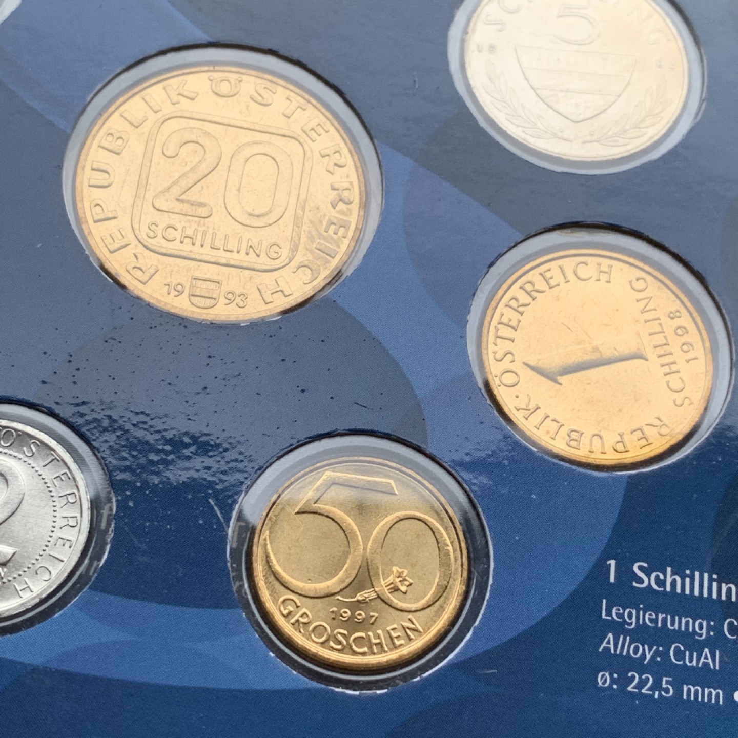 《竞宝斋》第97场-本周四 （满2件或者满200包顺丰） 卡装奥地利 不同面值 八枚装 套币