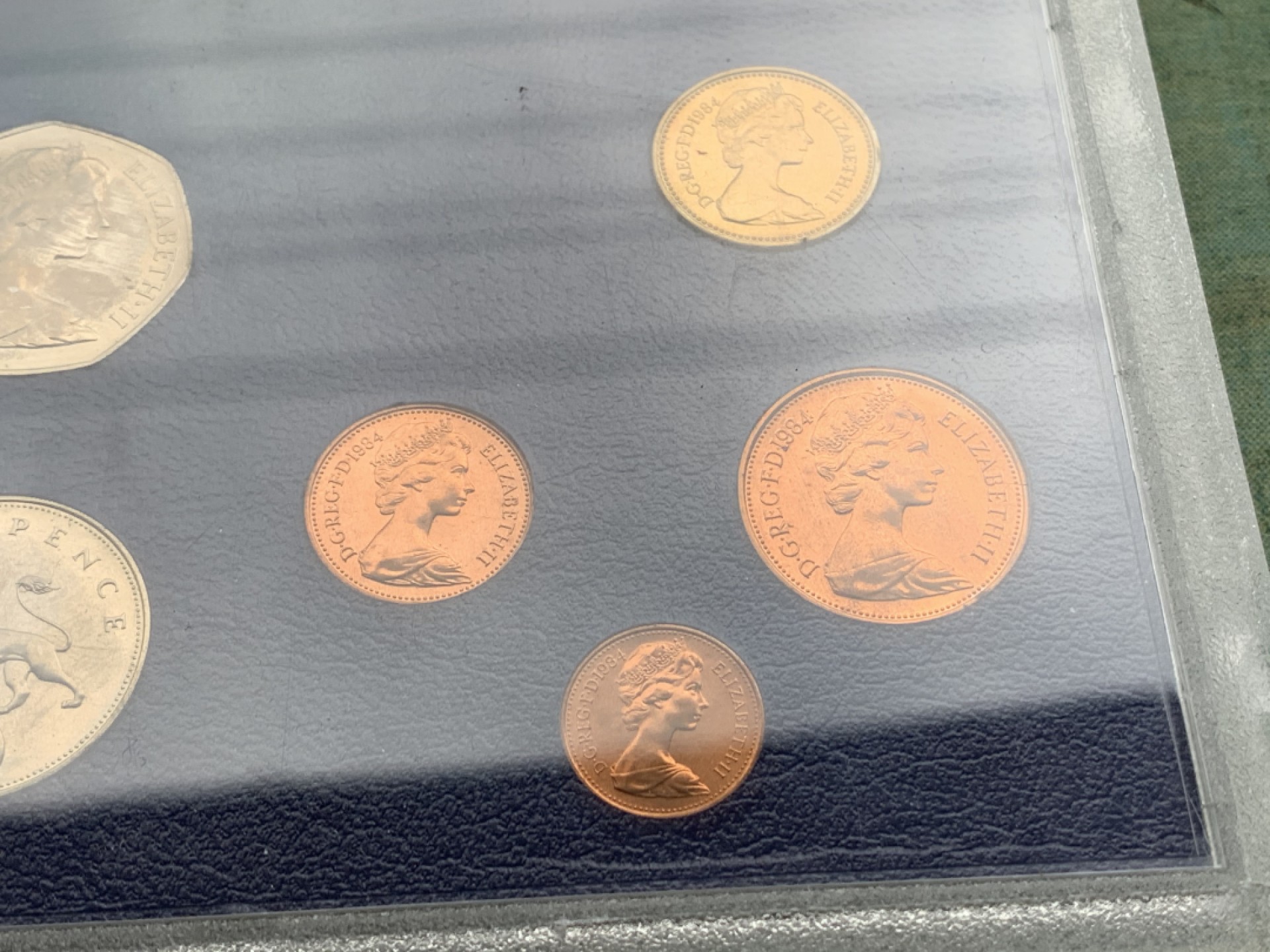 《竞宝斋》第97场-本周四 （满2件或者满200包顺丰） 英国 1984年 八枚套不同面值 套币