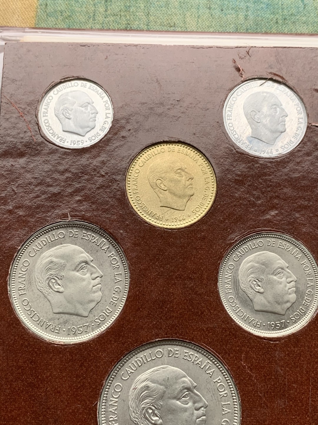 《竞宝斋》第97场-本周四 （满2件或者满200包顺丰） 造币厂原装 西班牙1972年 佛朗哥六枚套 精制套币 非常少见
