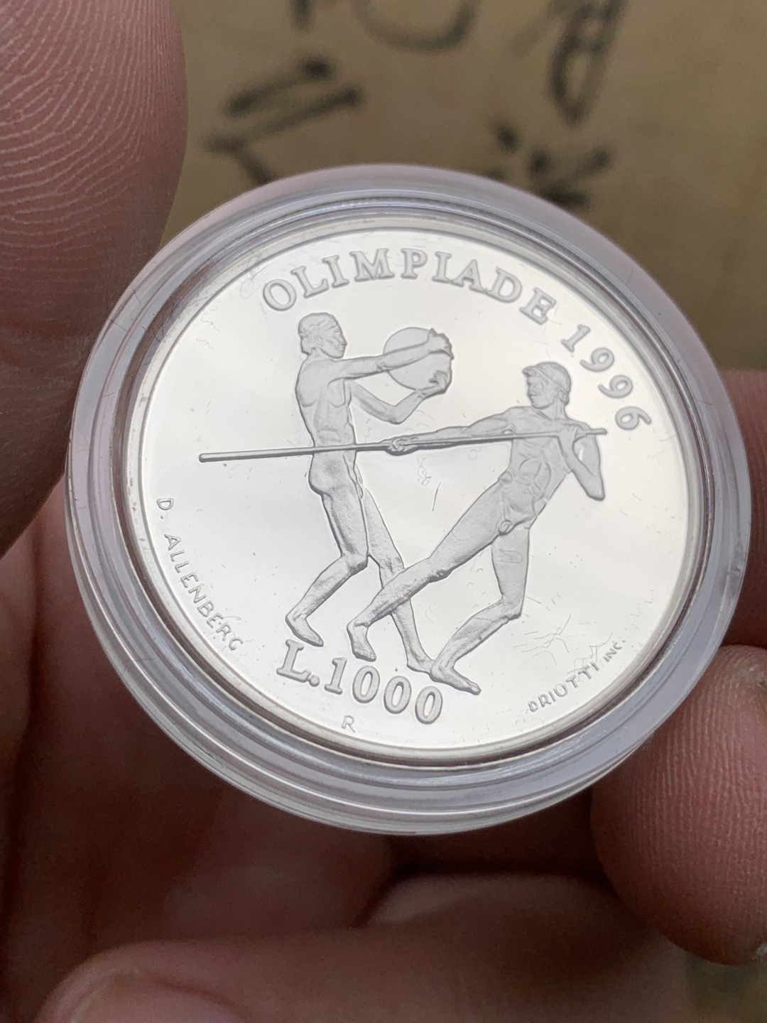 《竞宝斋》第97场-本周四 （满2件或者满200包顺丰） 原盒证书 圣马力诺1995年 1000里拉精制银币