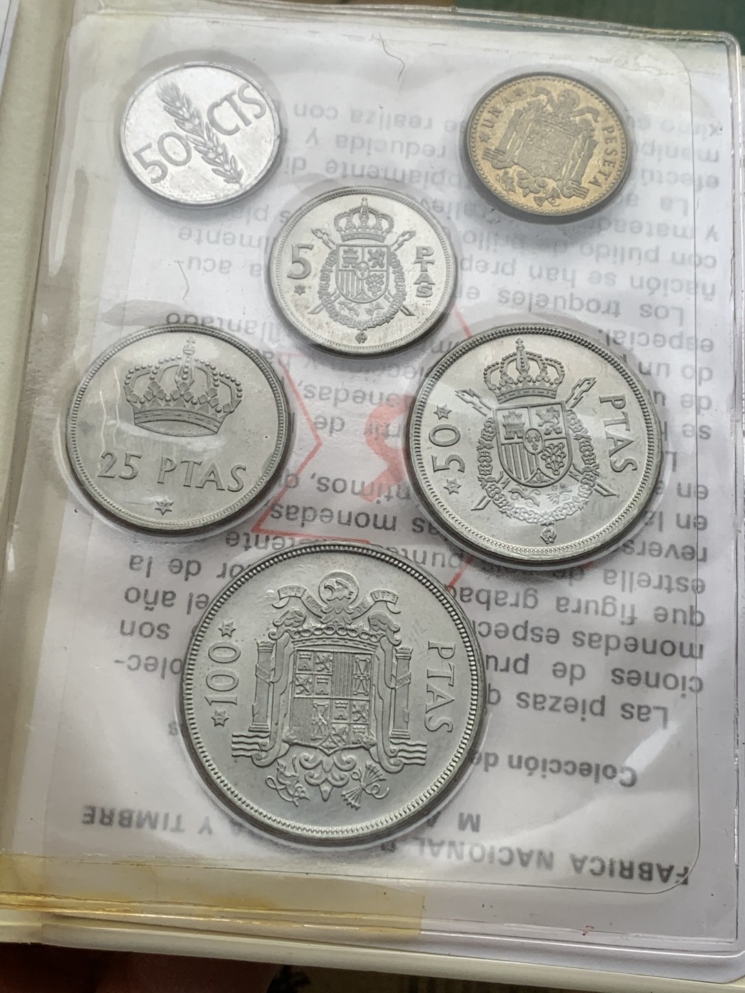 《竞宝斋》第97场-本周四 （满2件或者满200包顺丰） 钱包装 西班牙 1976年胡安卡洛斯一世 6枚套币 