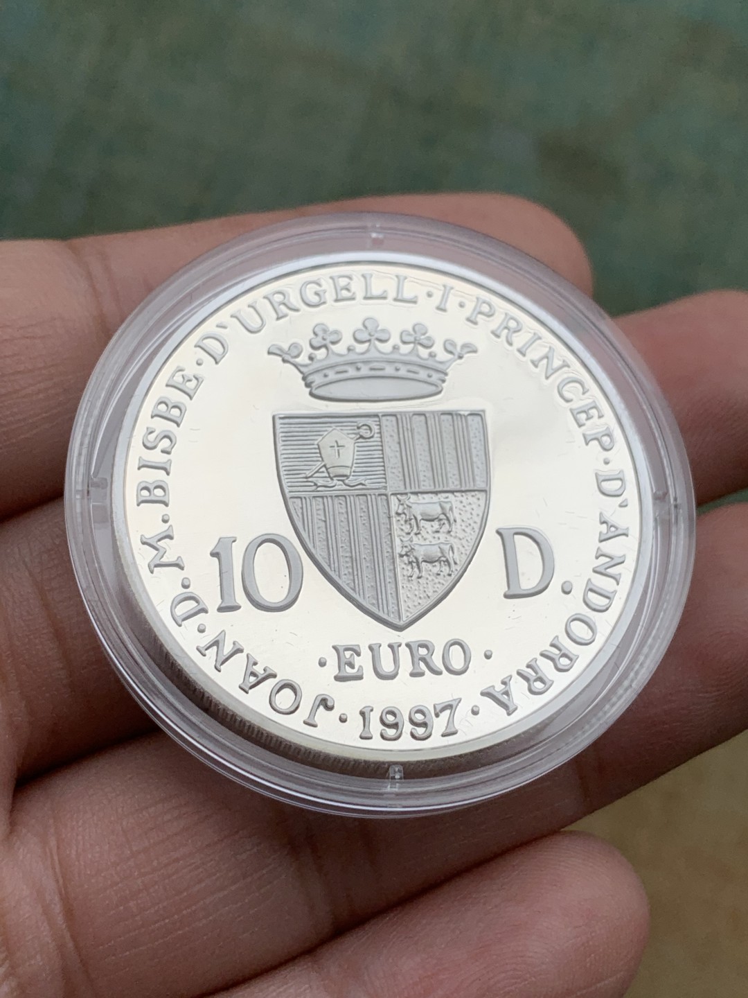 《竞宝斋》第97场-本周四 （满2件或者满200包顺丰） 蓝盒 安道尔1997年 罗马条约 10第纳尔 精制大银币