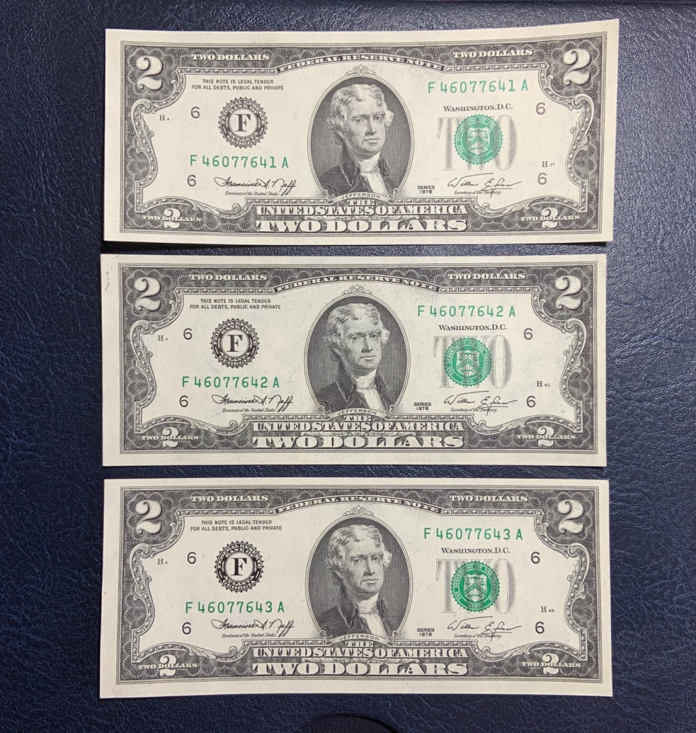 收藏联盟Quantum Auction 第193期拍卖(已更新) 美国1976年联邦储备券2美元三连号 品相全新UNC 背面为签署独立宣言的场景