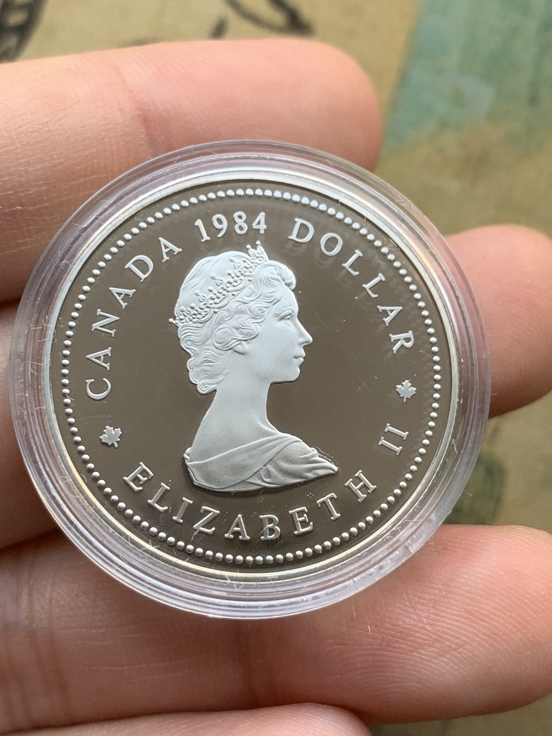 《竞宝斋》第97场-本周四 （满2件或者满200包顺丰） 绿盒子 加拿大1984年 纪念探险家雅克·卡蒂埃 精制PROOF一元镍币 稀少