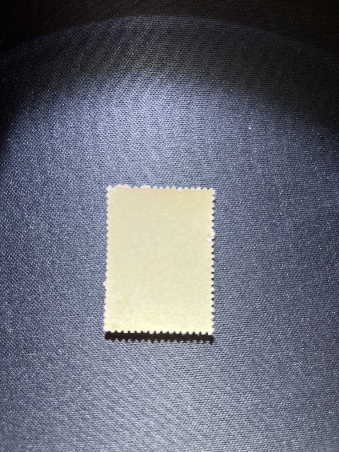 洪涛臻品 精选邮票限时拍卖第三十七期 纪92古科  8-4 盖销  1枚，版撕全品嘎嘎绝 。解放初的经典票，整版撕开，面艳胶白，票挺洁净，齿孔完美。老纪特的版票资源十分稀缺难寻，机会来临时必须抓住。