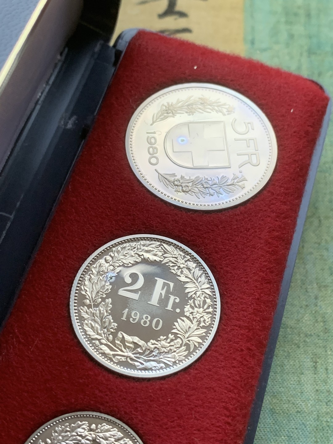 《竞宝斋》第97场-本周四 （满2件或者满200包顺丰） 早期长盒子装 瑞士1980年八枚套 PROOF精制套币 非常少见