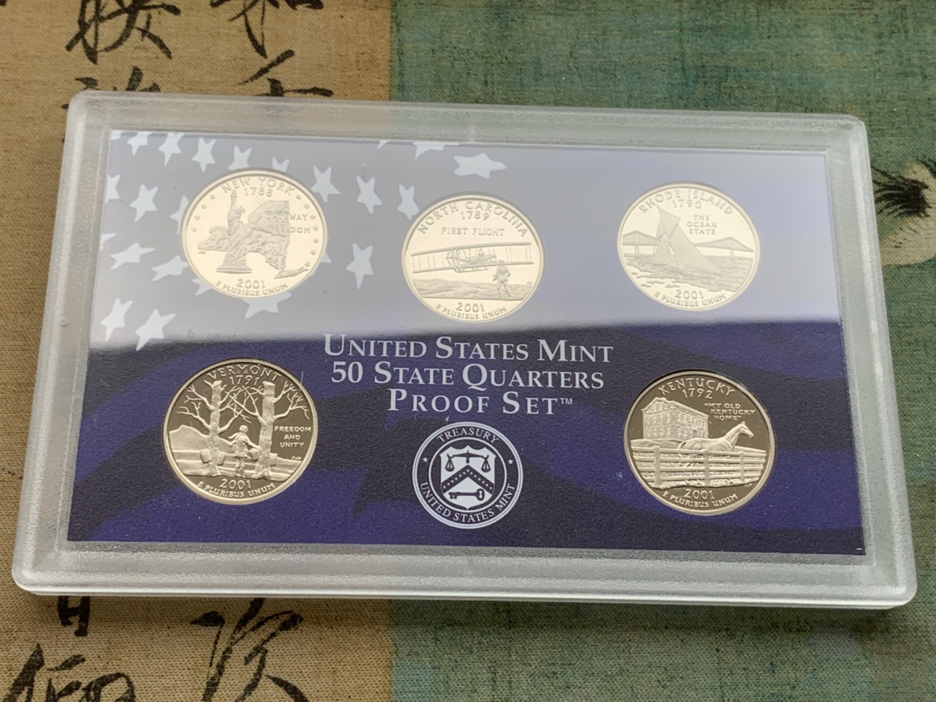 《竞宝斋》第97场-本周四 （满2件或者满200包顺丰） PROOF封装美国2001-S年 两版共十枚装 精制套币 带证书 完美状态