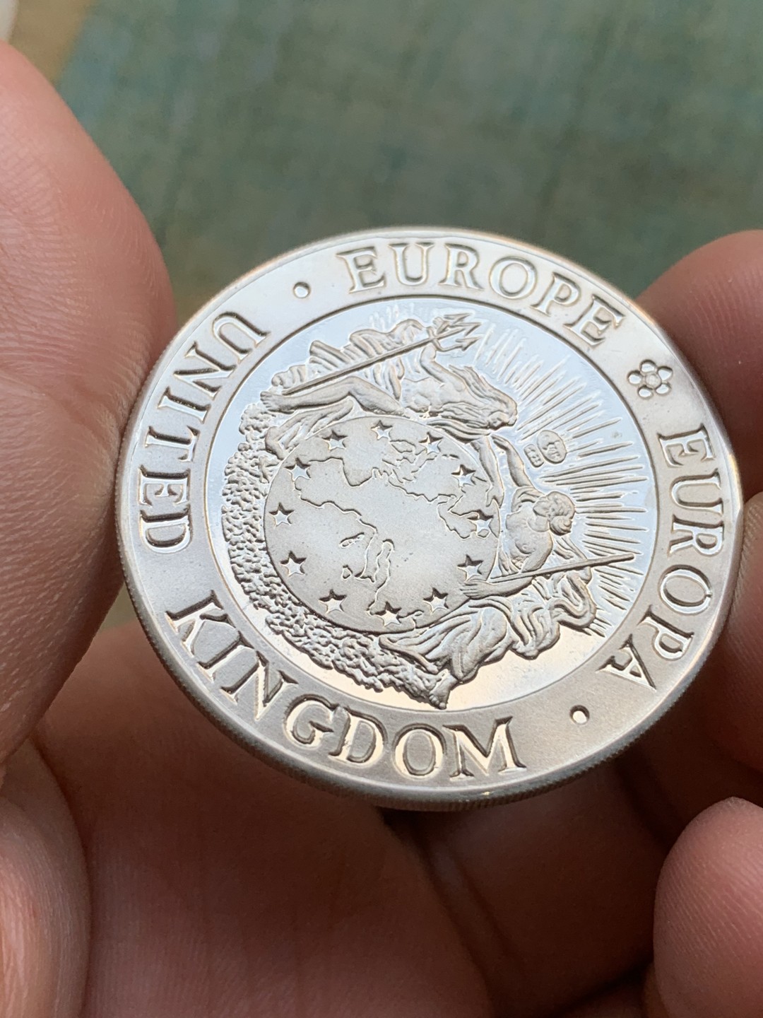 《竞宝斋》第97场-本周四 （满2件或者满200包顺丰） 蓝盒 英国1993年 25ECU 精制大银币 23克