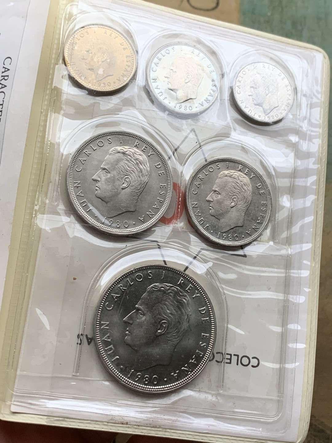 《竞宝斋》第97场-本周四 （满2件或者满200包顺丰） 西班牙 1980年 纪念82世界杯 六枚装 不同面值卡洛斯一世套币