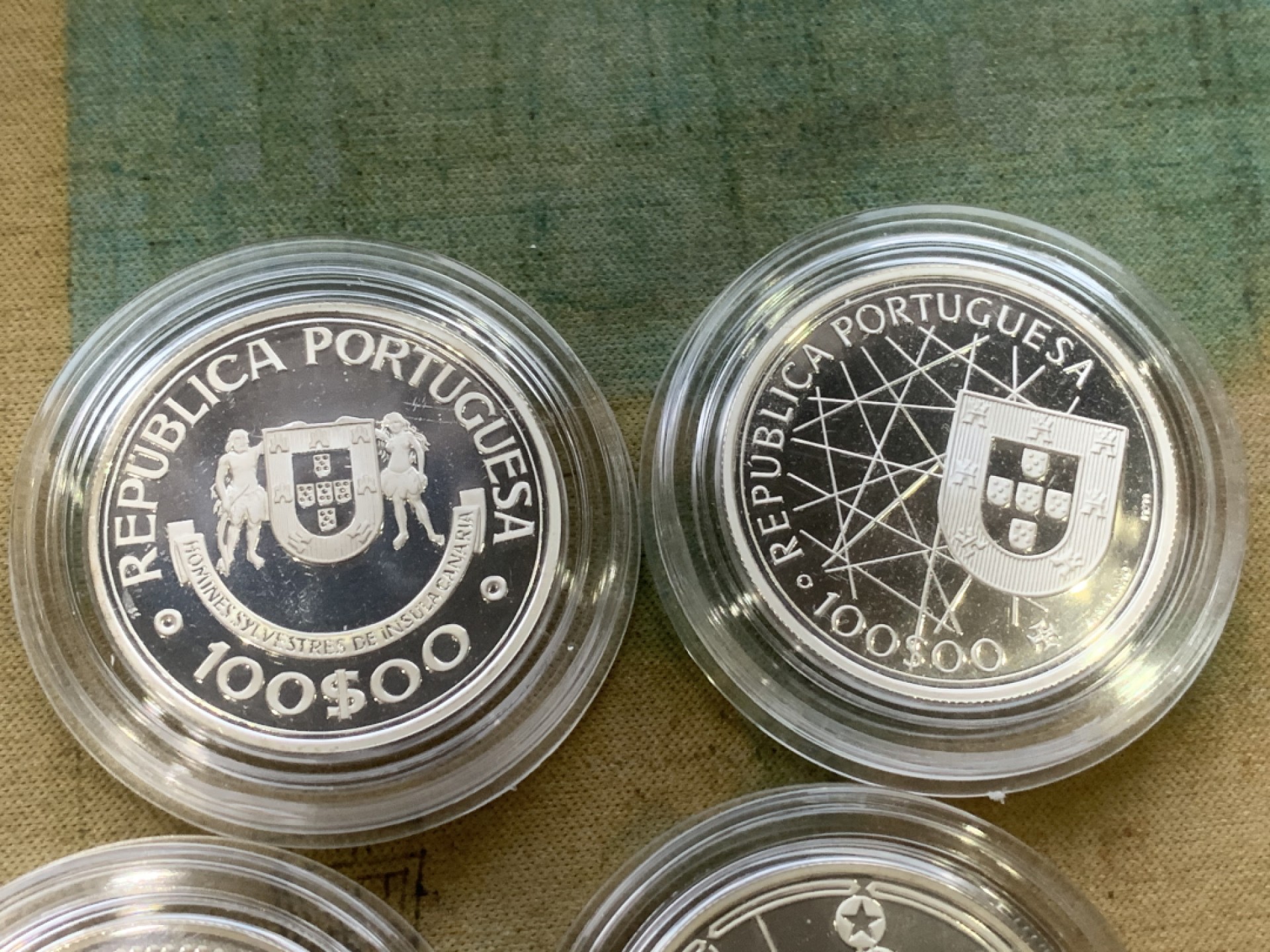《竞宝斋》第97场-本周四 （满2件或者满200包顺丰） 原盒证书 葡萄牙 1990年大航海系列 100埃斯库多精制大银币 4枚套