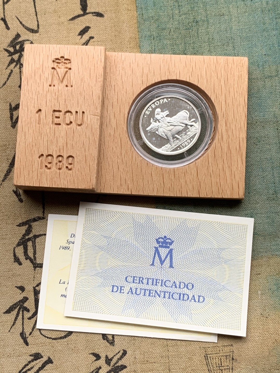 《竞宝斋》第97场-本周四 （满2件或者满200包顺丰） 原盒证书 西班牙1989年 骑牛 1ECU 精制银币 
