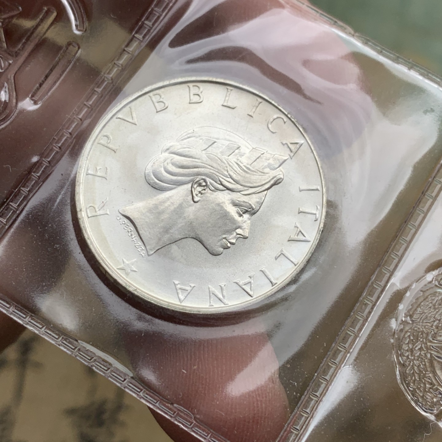 《竞宝斋》第97场-本周四 （满2件或者满200包顺丰） 钱包封装 意大利1986年 国际和平年 500里拉银币