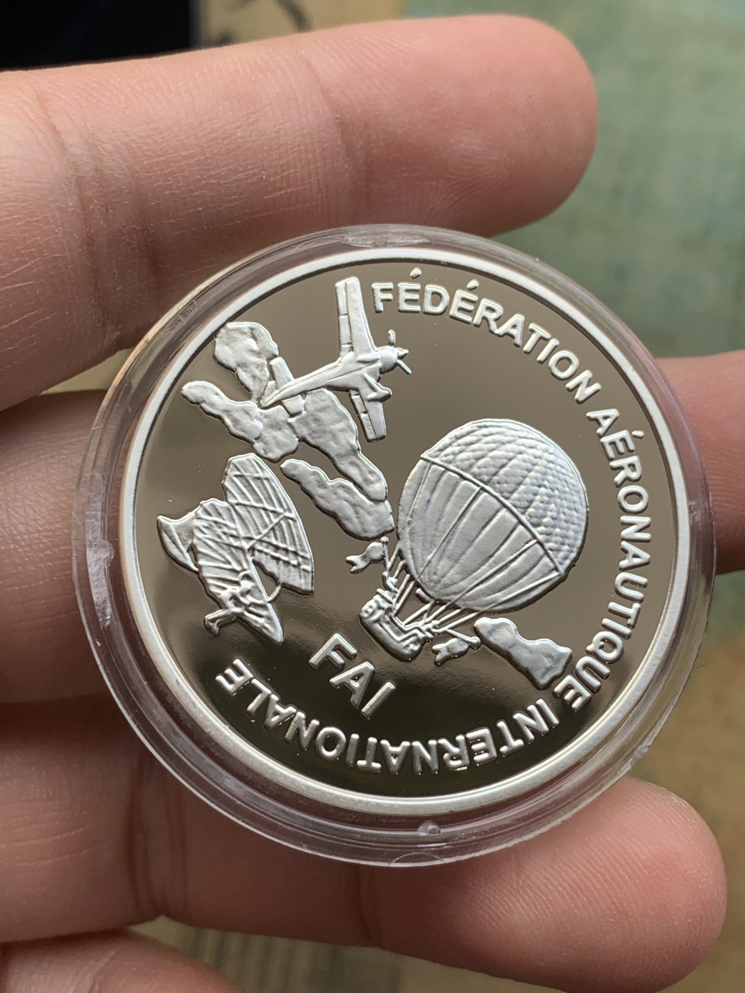 《竞宝斋》第97场-本周四 （满2件或者满200包顺丰） 原盒证书芬兰1997年首届土耳其世界航空运动10欧元精制大银币27克