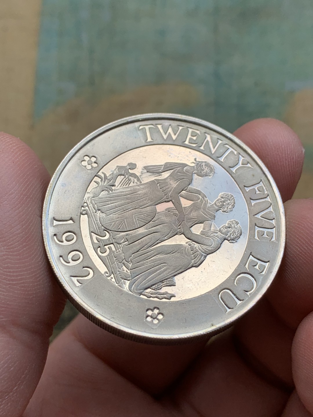 《竞宝斋》第97场-本周四 （满2件或者满200包顺丰） 蓝盒 英国1992年 25ECU加厚PIEFORT 精制大银币 46克