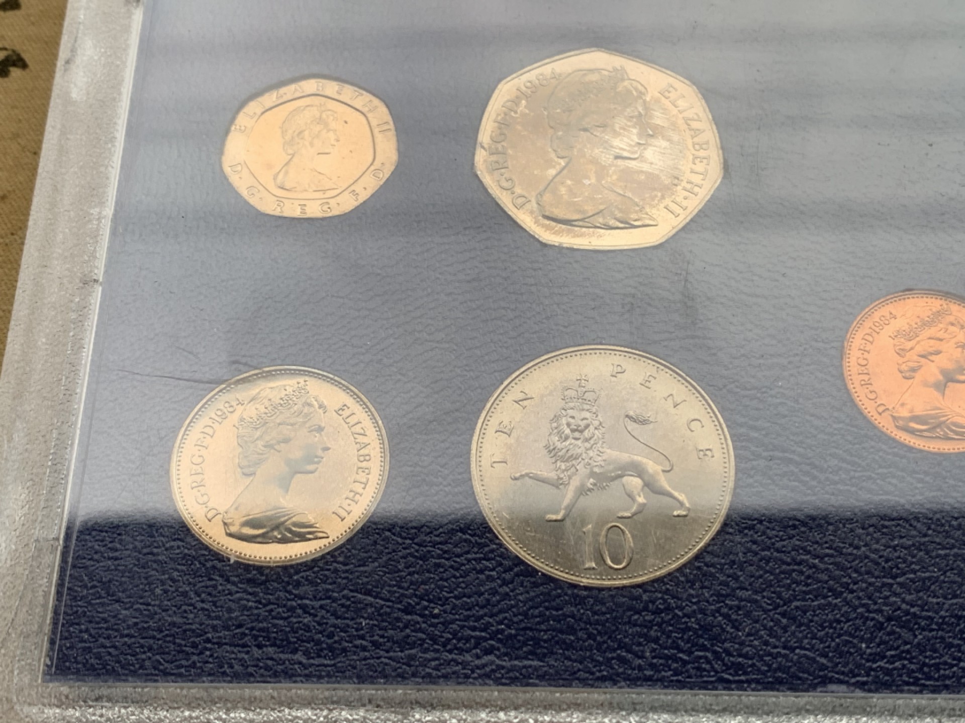 《竞宝斋》第97场-本周四 （满2件或者满200包顺丰） 英国 1984年 八枚套不同面值 套币