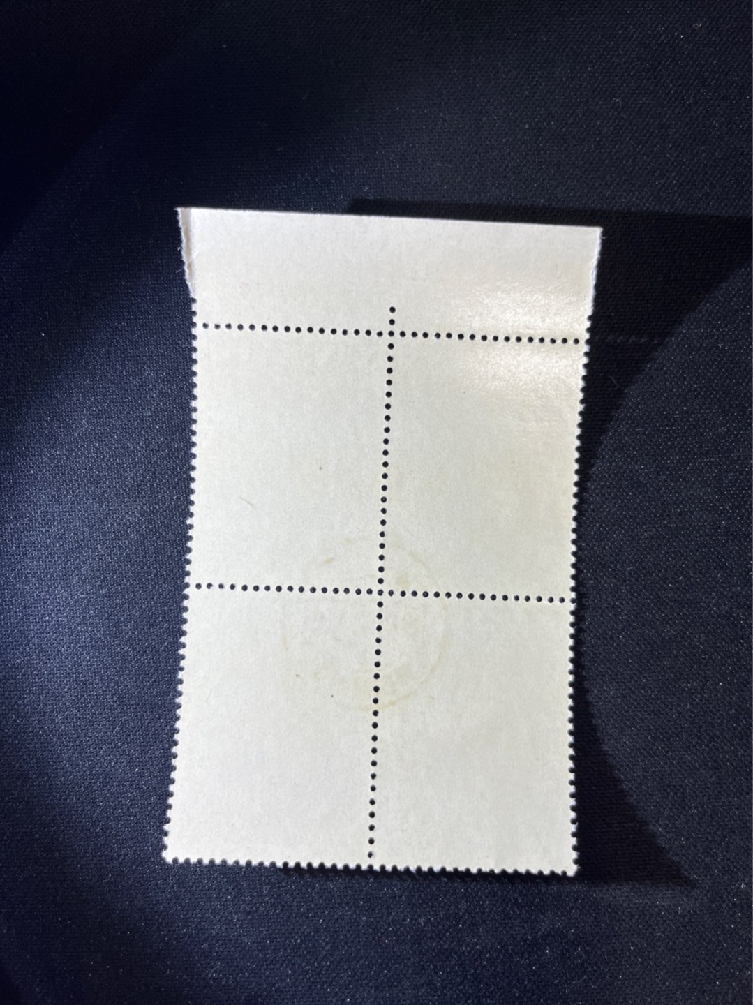 洪涛臻品 精选邮票限时拍卖第三十五期 纪92古科  8-2 盖销  厂名，数字4方连一组✦数量有限，随时售缺✦中心戳，完美品相。三俗稀缺，版撕全品嘎嘎绝 。解放初的经典票，整版撕开，面艳胶白，票挺洁净，齿孔完美。老纪特的版票资源十分稀缺难寻，机会来临时必须抓住。