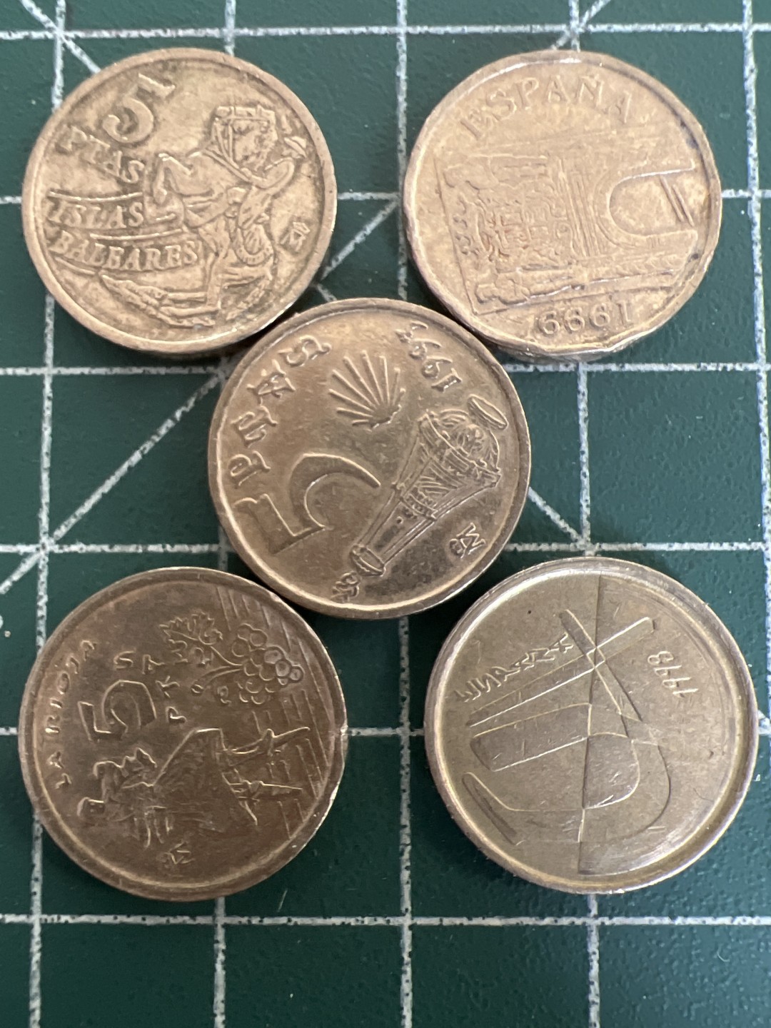 泡泡堂第九十八期  世界硬币纪念章邮票专场（无押金，无佣金，捡漏，全场20包邮，偏远地区除外） 西班牙少见5pta不同五个