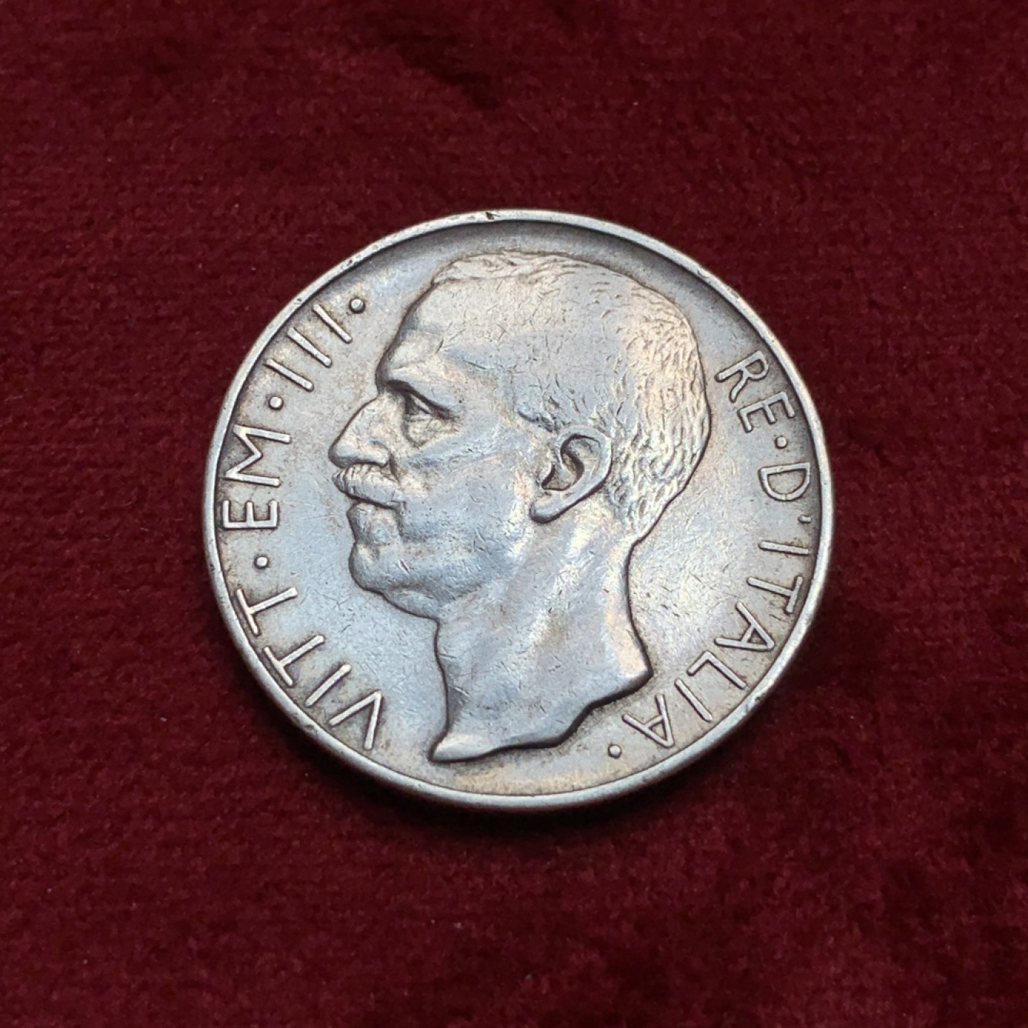 《竞宝斋》第97场-本周四 （满2件或者满200包顺丰） 意大利 艾曼纽尔三世 1928年 10里拉 马车银币