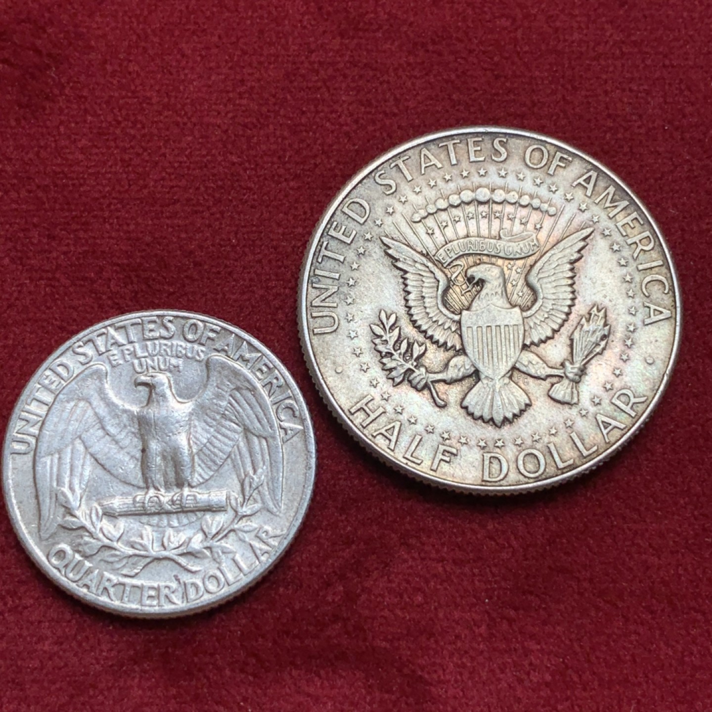 《竞宝斋》第97场-本周四 （满2件或者满200包顺丰） 银币两枚一起 美国 1967年 肯尼迪 半美元银币 +1964年 25美分高银版 银币