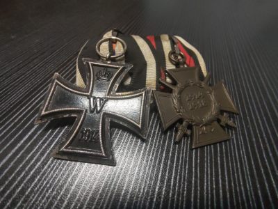 戎马世界章牌大赏（欢庆国庆！第十期） - 德国一战兴登堡铁十字联排（带标）