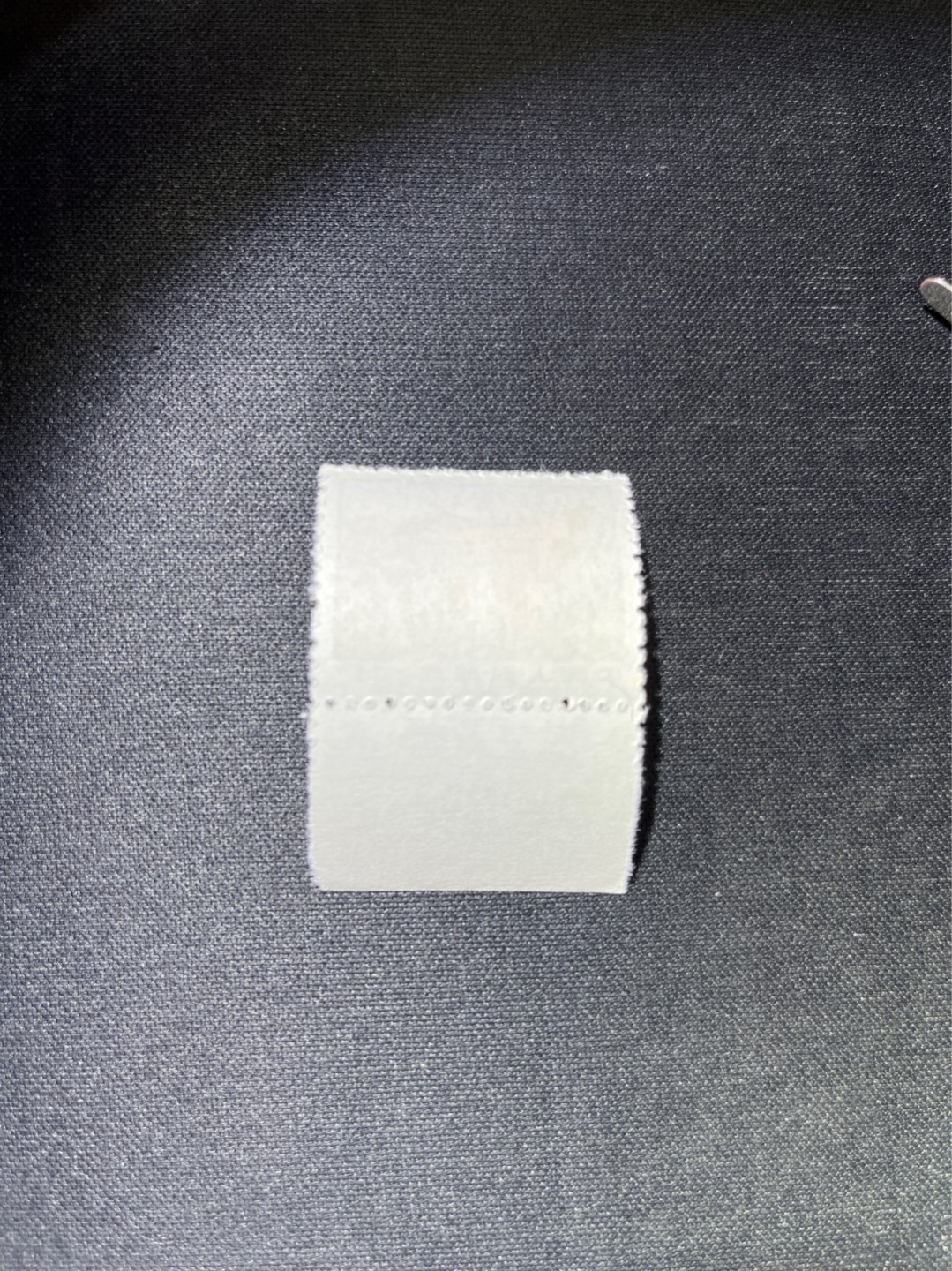 洪涛臻品 精选邮票限时拍卖第四十五期 普无号  1分半一大会址新一枚，边纸色线，版撕全品嘎嘎绝，无任何瑕疵，可直接评级，跟1元炼钢一样的 筋票，不分伯仲。集邮册中必不可少的一组，版撕精品小票，多多益善，价值洼地，全品可评级，所有拍品包过灯，注意捡漏