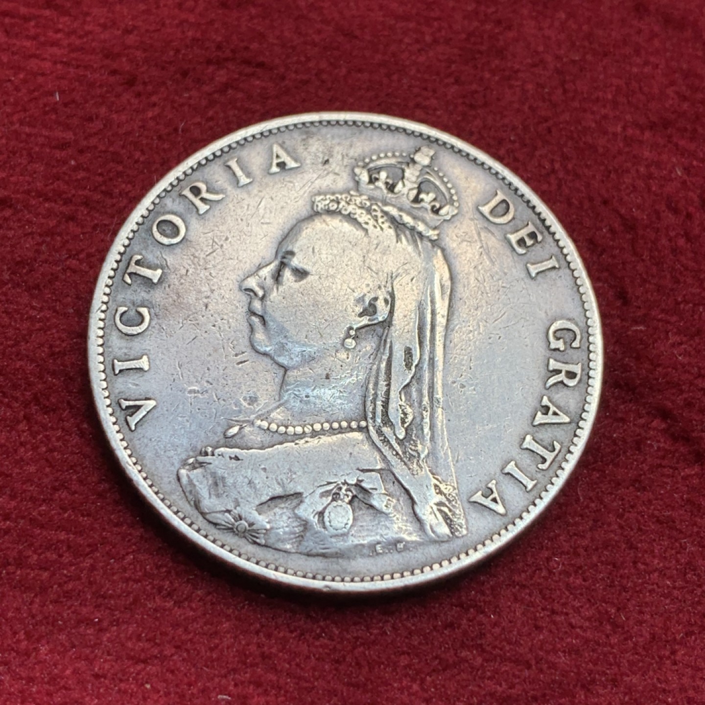 《竞宝斋》第97场-本周四 （满2件或者满200包顺丰） 英国 1887年 维多利亚 2先令=1福林  银币 罗马I版