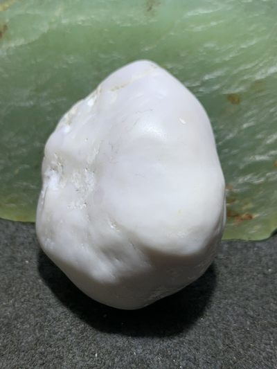 精美天然新疆哈密高玉化超细料蛋白玉原石一块， - 精美天然新疆哈密高玉化超细料蛋白玉原石一块，