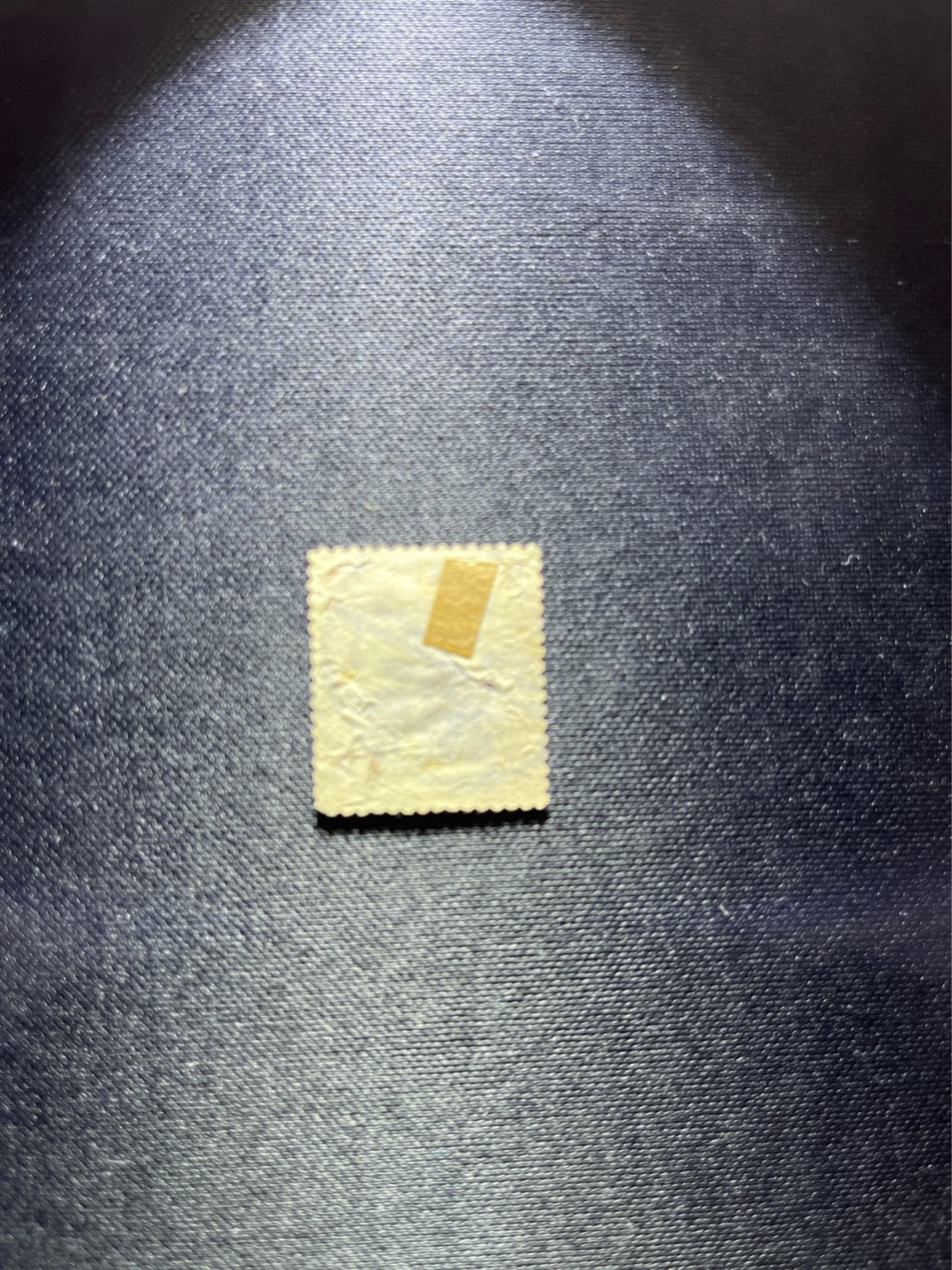 洪涛臻品 精选邮票限时拍卖第三十七期 大清龙票，棕4分，北京戳，终生保真（图3仅供参考）！品相自定，百年古董难免有瑕疵。入手保真清代文物邮票的机会！