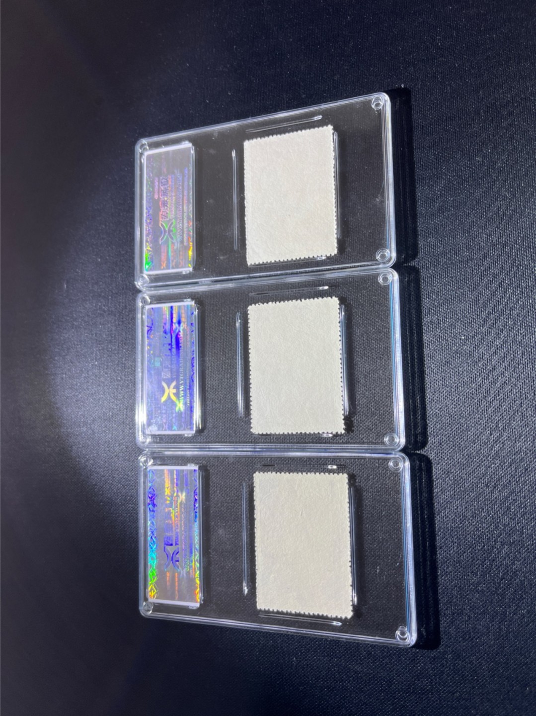 洪涛臻品 精选邮票限时拍卖第三十七期 ★源泰评级★纪57志愿军新全一套 96高分，同时出分实属不易。(源泰95.96属于全品范畴)非常热门的老纪特小票★仅此一套★一手出分，壳子无划痕，目前赵涌全品*裸票*成交价300左右，同时送三五套也未必能凑出来一套96高分，喜欢的老板不要错过(★目前认可程度最高的两家评级公司是国外的ASG和国内的源泰★)
