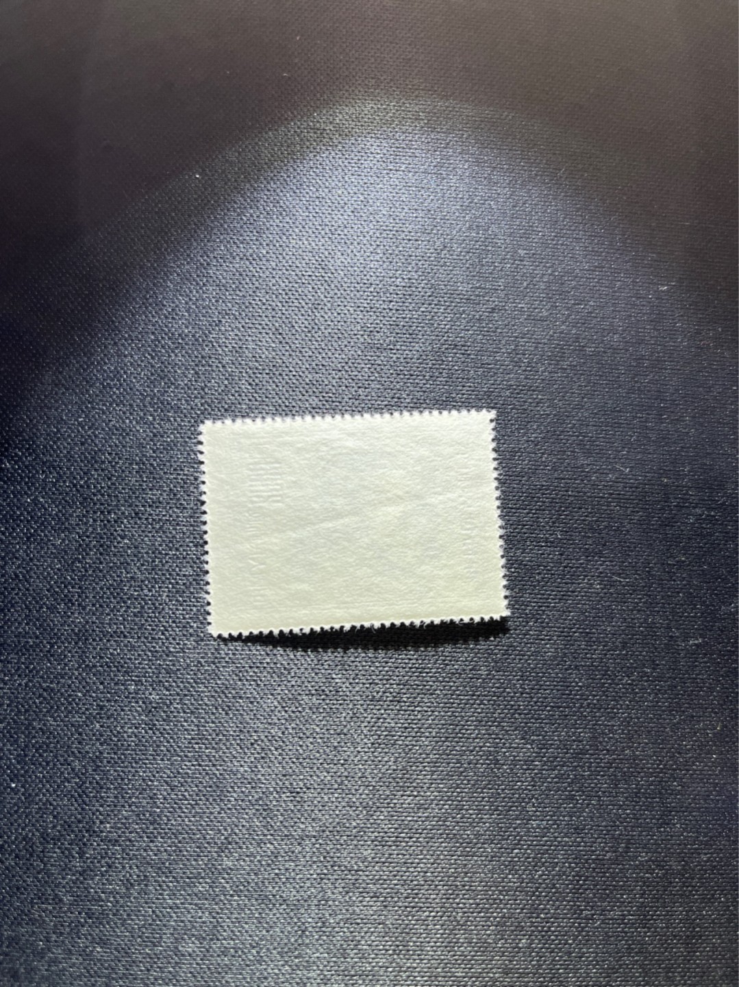 洪涛臻品 精选邮票限时拍卖第三十七期 纪5和平新  3-3一枚，版撕全品嘎嘎绝，极其轻微压痕一道，会处理的分分钟弄好。可单玩，可配套，注意捡漏