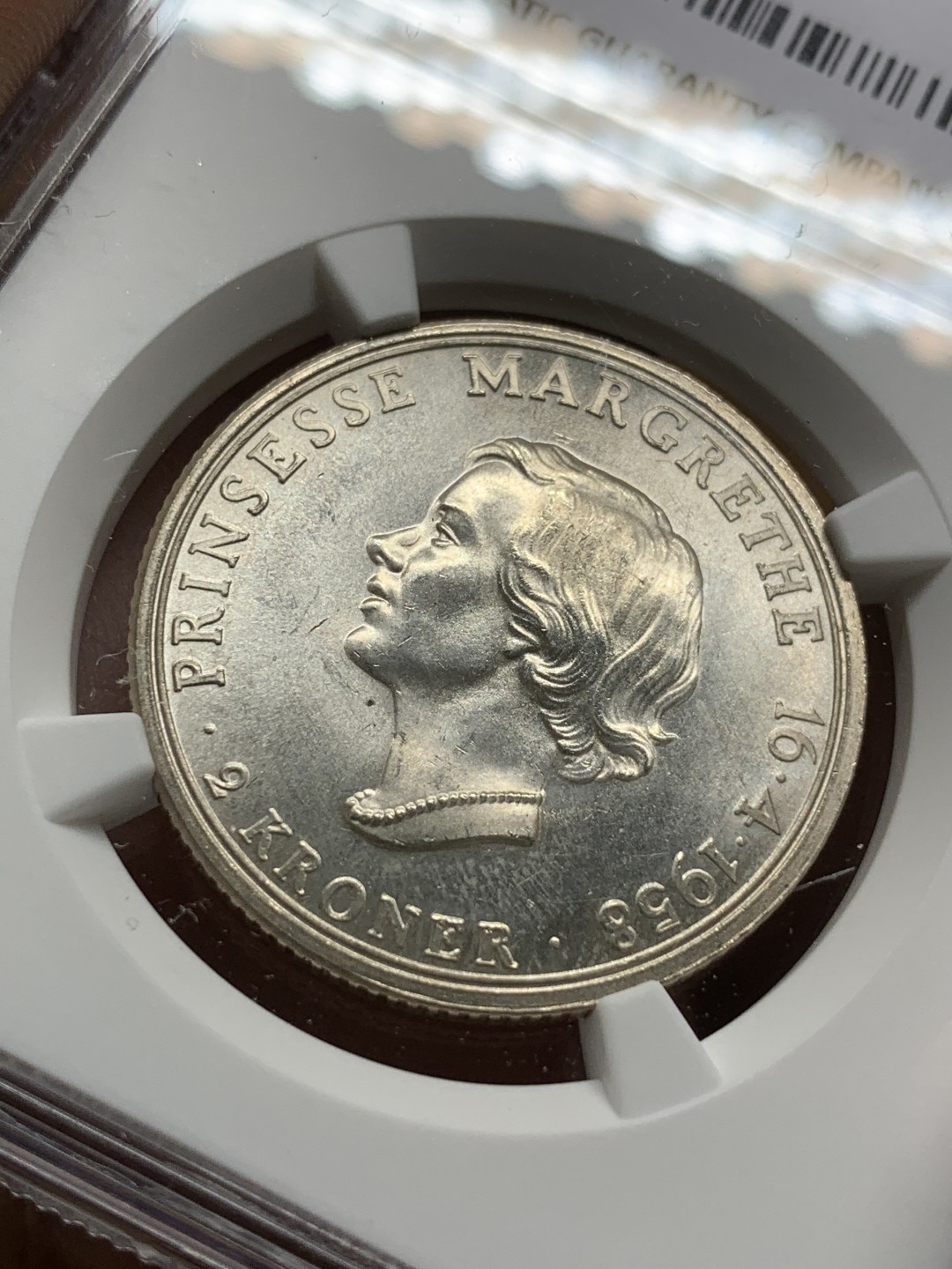 《竞宝斋》第98场-本周日，周一2场连拍（全场不限金额包邮） NGC-MS63 丹麦1958年 公主Margarita 2克朗银币 原光好品 少见品种