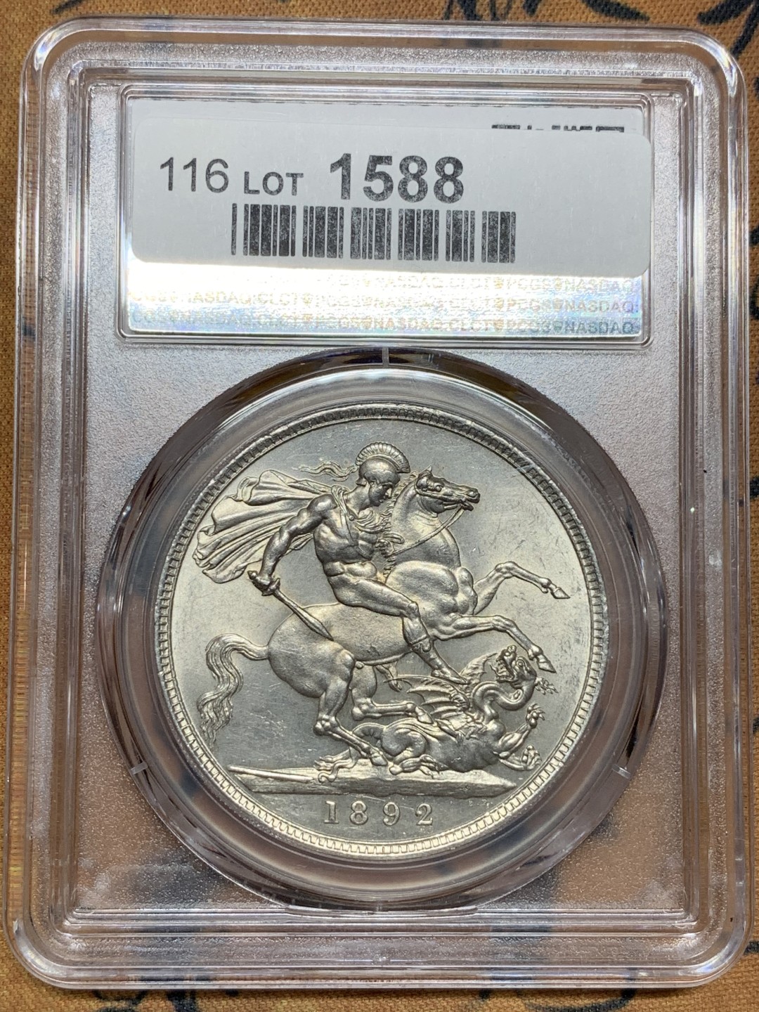《竞宝斋》第98场-本周日，周一2场连拍（全场不限金额包邮） PCGS-MS63 英国 1892 高冠马剑克朗 银币 key date，高冠马剑中最少见的年份
