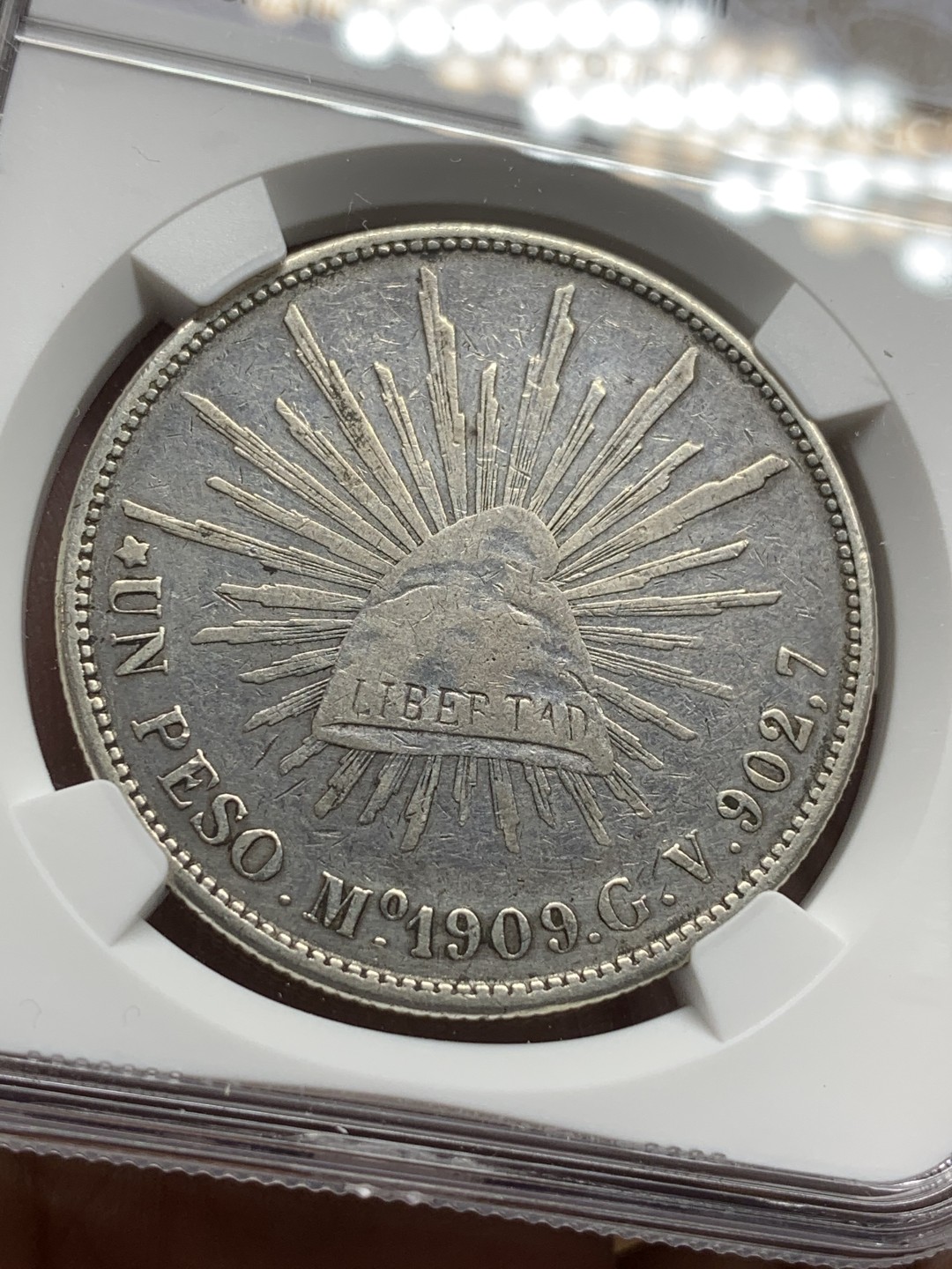 《竞宝斋》第98场-本周日，周一2场连拍（全场不限金额包邮） NGC XF  墨西哥1909年 直边鹰洋 银币 原味流通品