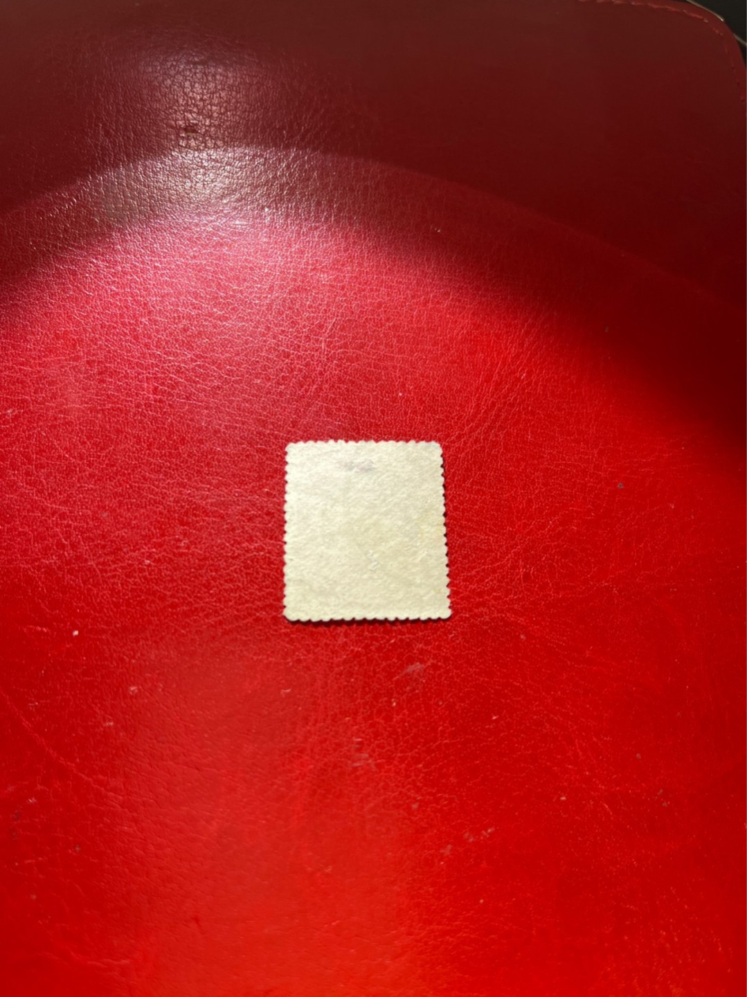 洪涛臻品 精选邮票限时拍卖第三十八期 大清龙票，红2分，芜湖戳，终生保真（图3同样芜湖戳成交600多元，仅供参考）！地名戳，品相自定，百年古董难免有瑕疵。入手保真清代文物邮票的机会！
