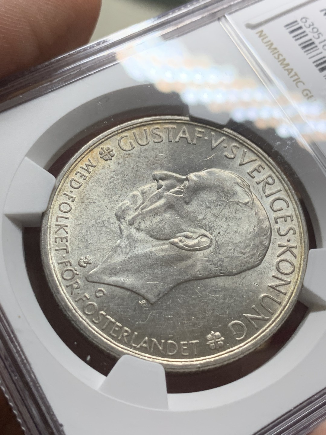 《竞宝斋》第98场-本周日，周一2场连拍（全场不限金额包邮） NGC-MS62 瑞典1935年 古斯塔夫五世 5克朗大银币 原光好品少见品种
