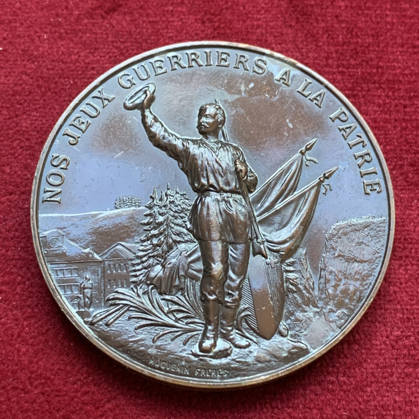 《竞宝斋》第98场-本周日，周一2场连拍（全场不限金额包邮） 瑞士1892力洛克射击节铜章原盒 表面有出厂清漆 所以品相保护的很好45mm42.7克